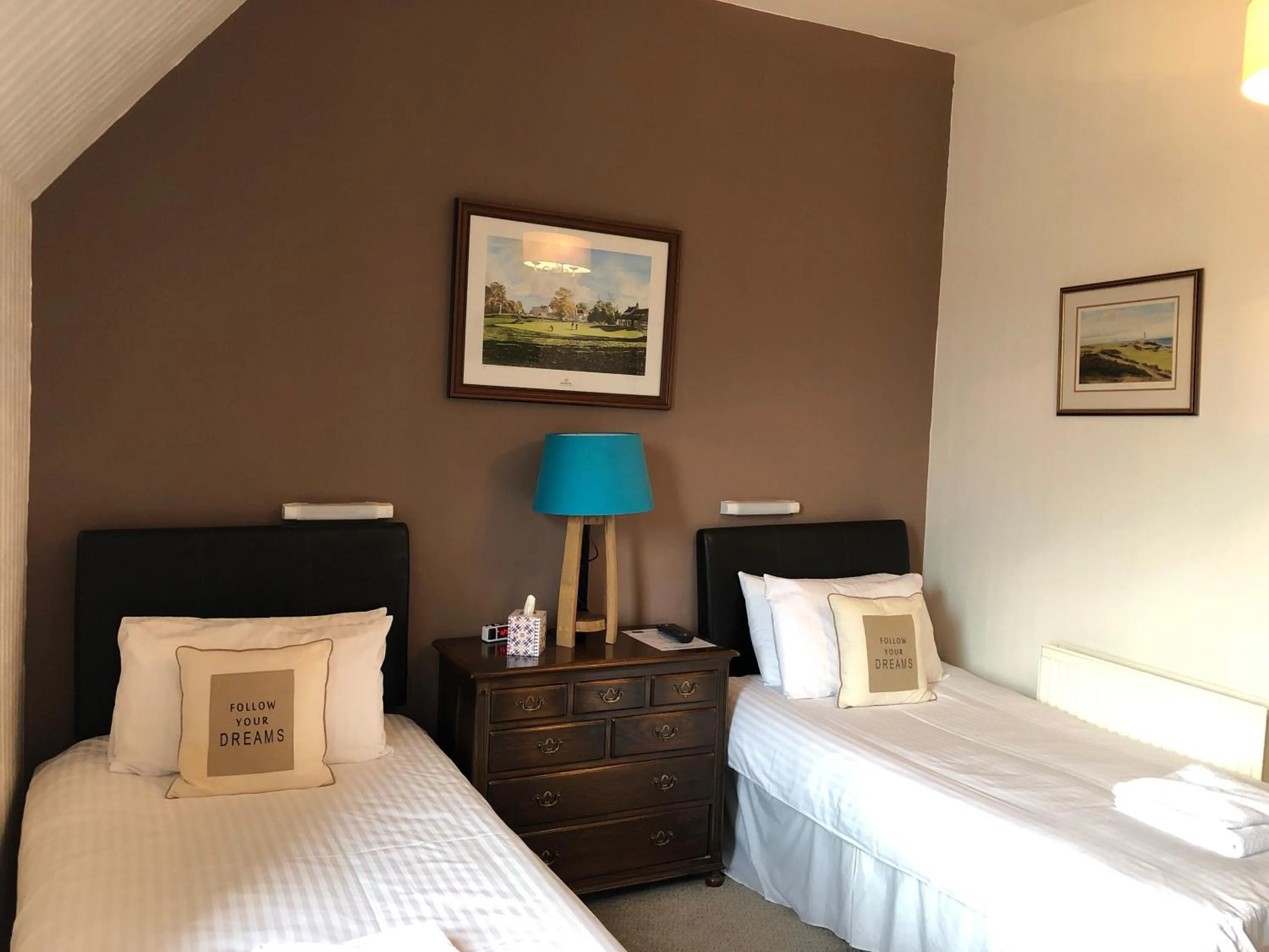 Bed in Westerlea Hotel Nairn