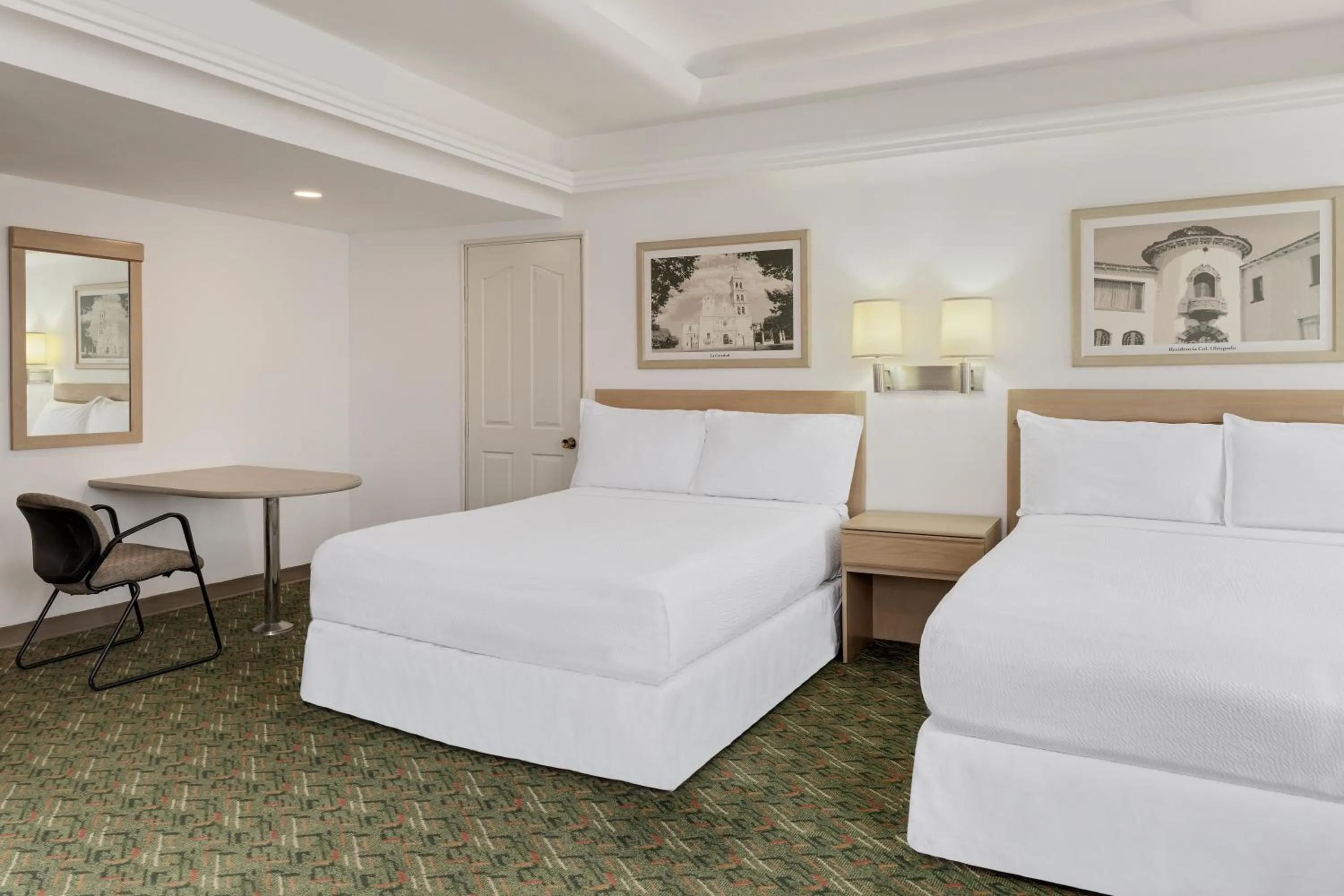 Photo of the whole room, Bed in Hotel Monterrey Macroplaza