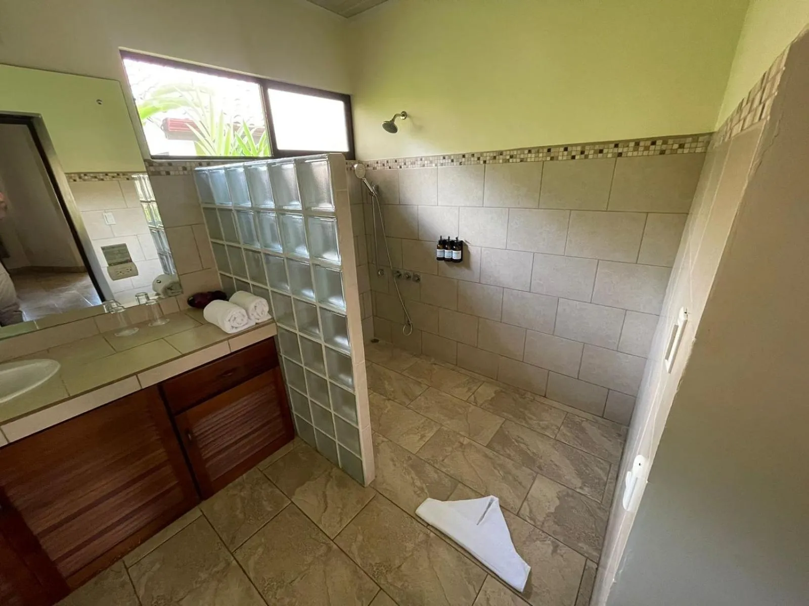 Shower in La Foresta Nature Resort