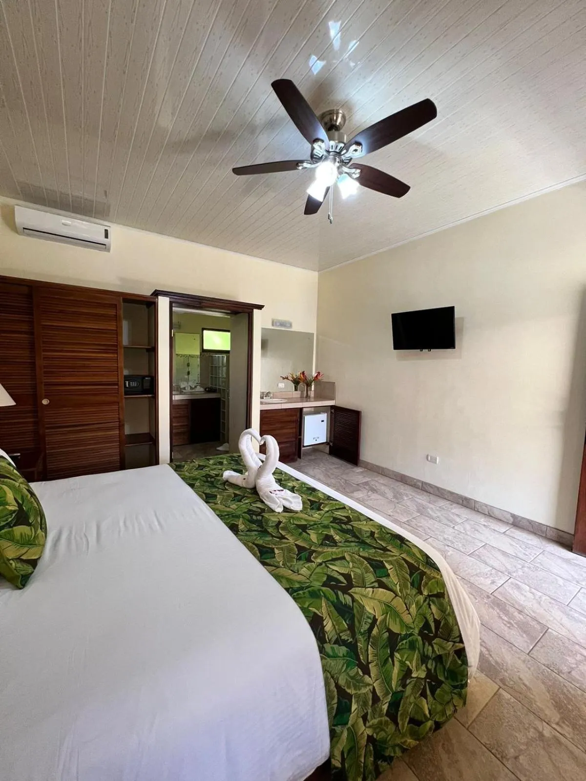 Bed in La Foresta Nature Resort