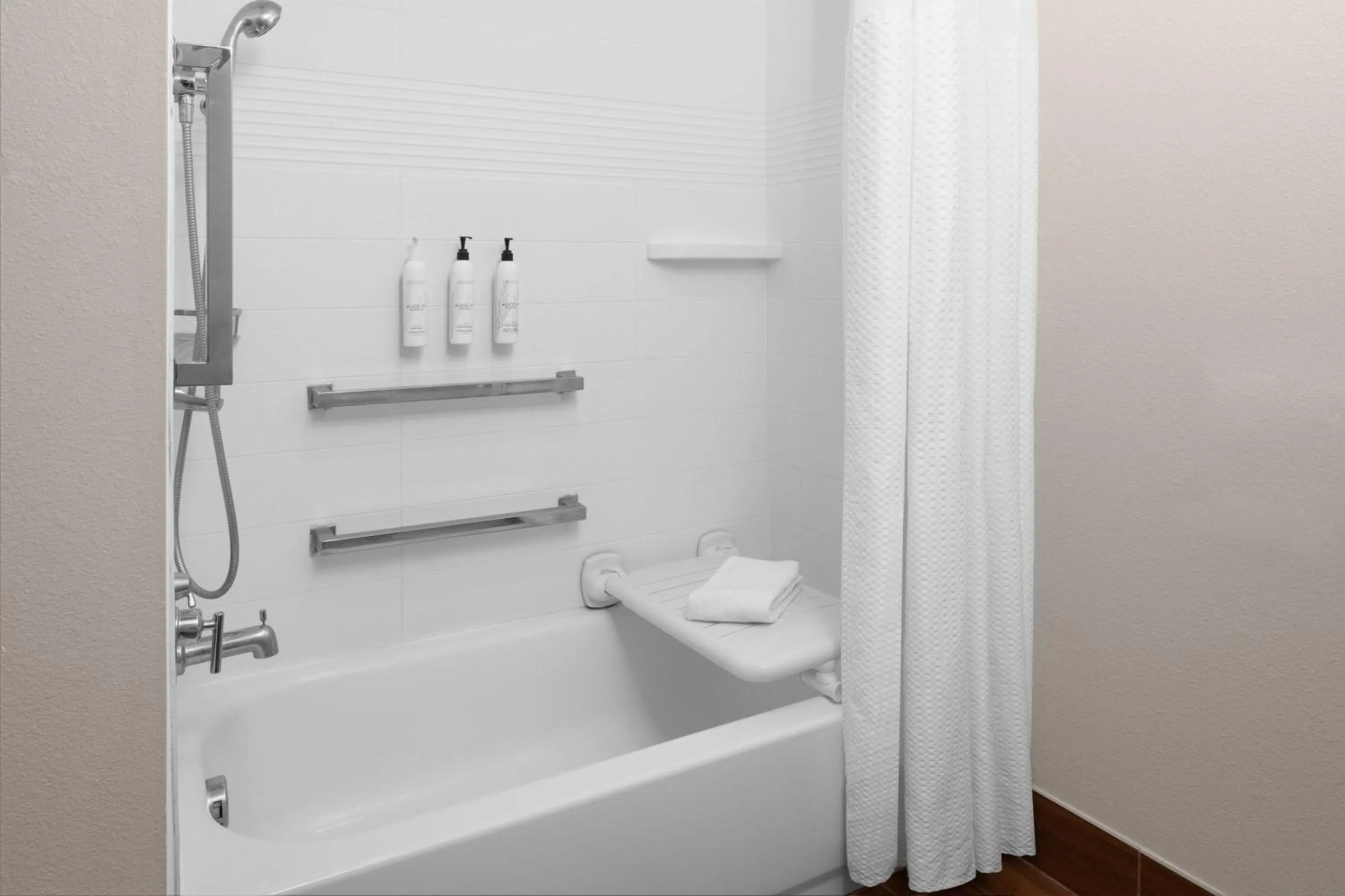 Photo of the whole room in TownePlace Suites by Marriott Kingsville