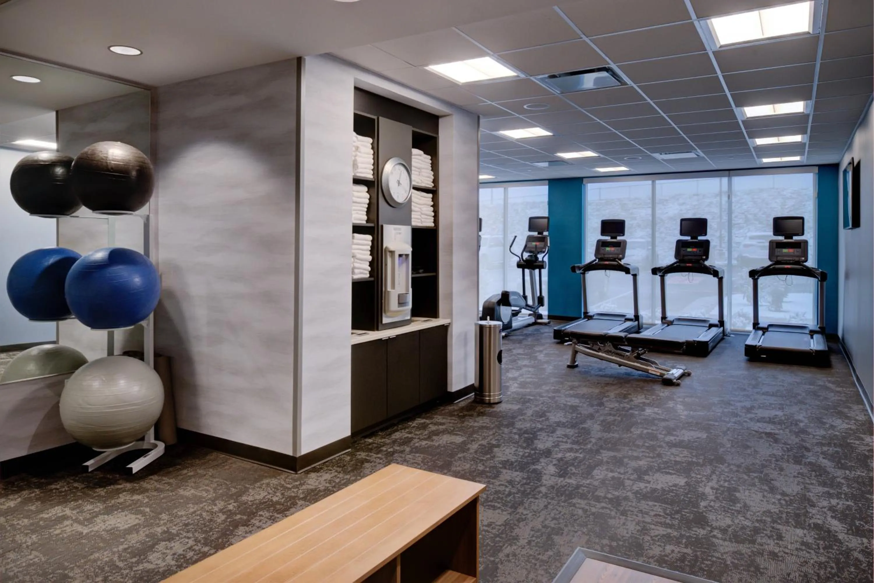 Fitness centre/facilities in Fairfield Inn & Suites by Marriott Staunton