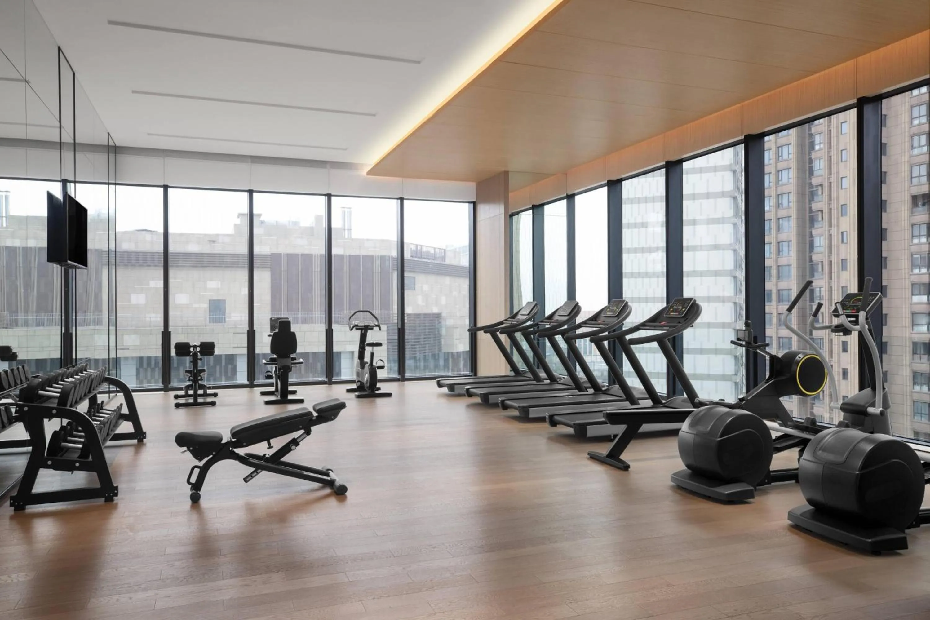 Fitness centre/facilities in Courtyard by Marriott Suzhou Mudu