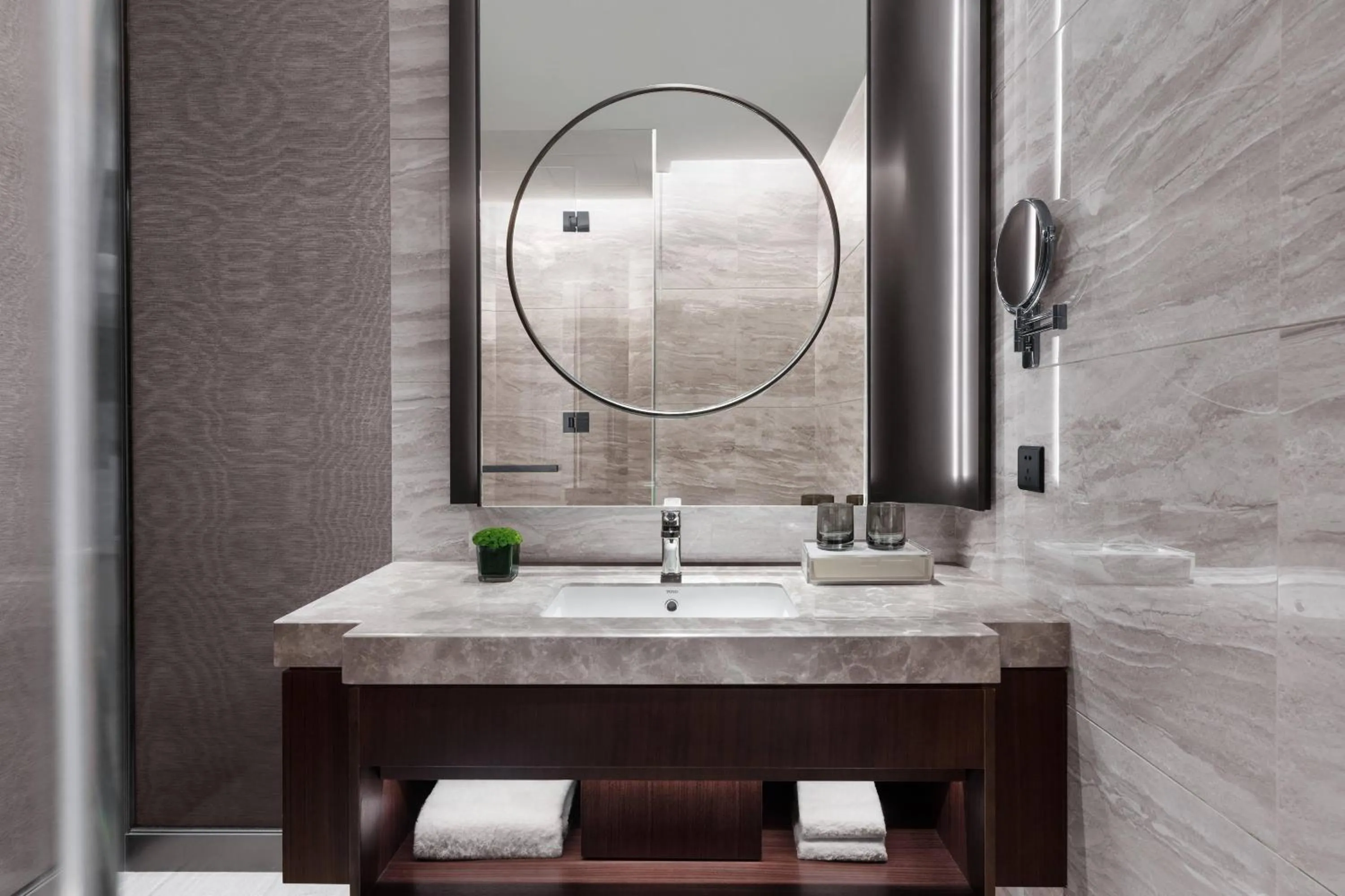 Bathroom in Courtyard by Marriott Suzhou Mudu