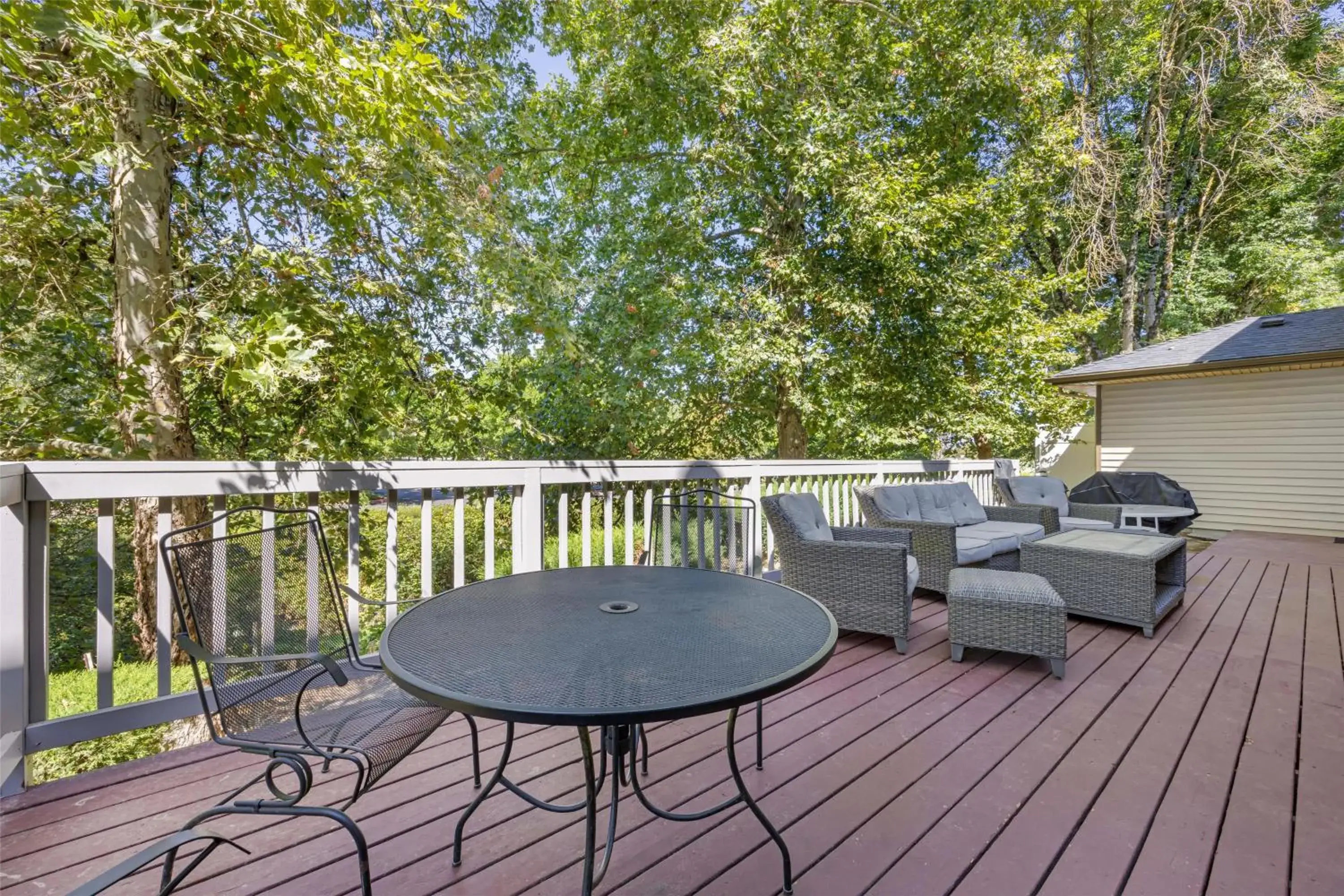 Property building in Best Western Plus Prairie Inn Property building in Best Western Plus Prairie Inn