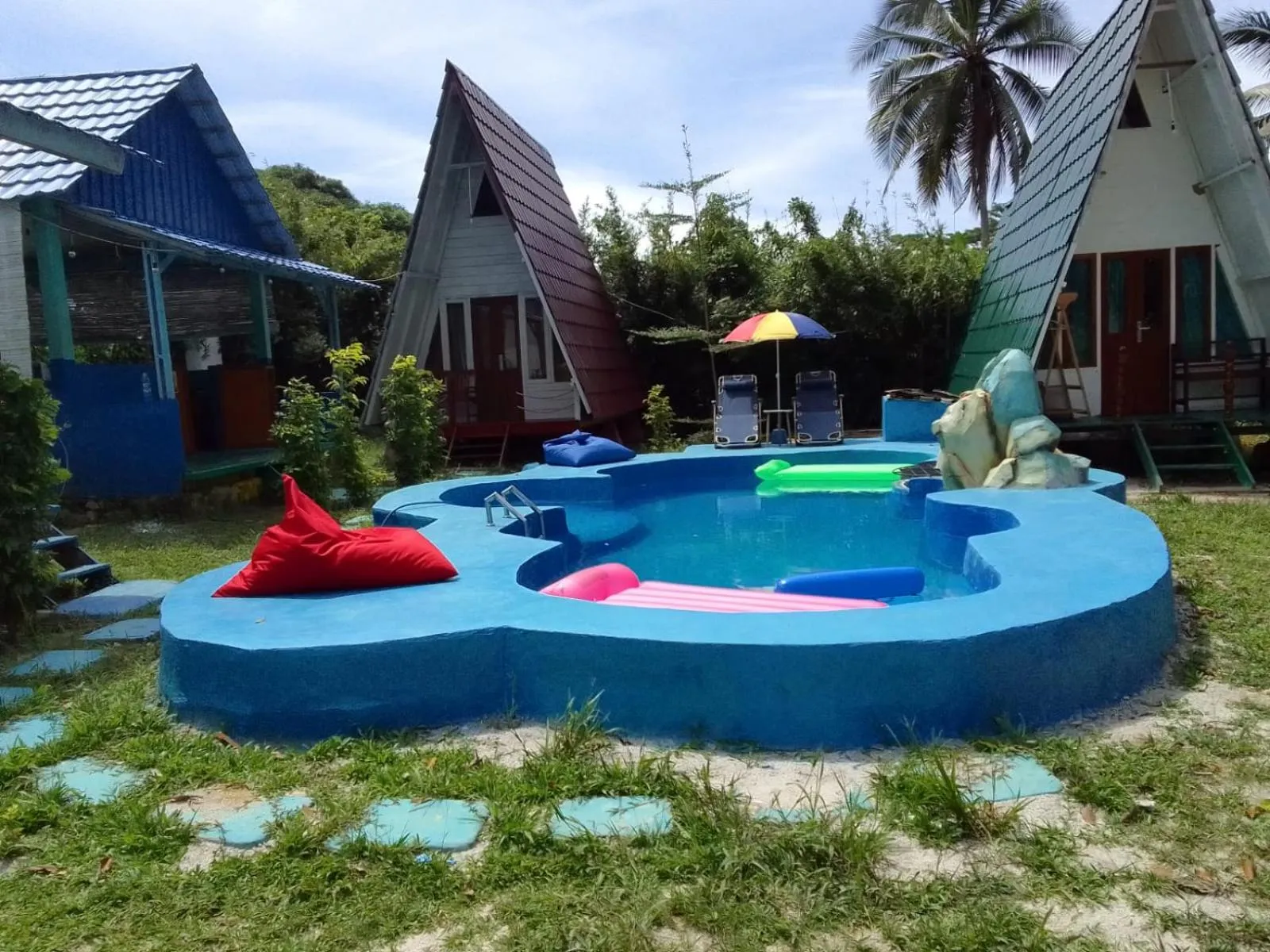 Swimming pool in Tanjong Tinggi Cottage