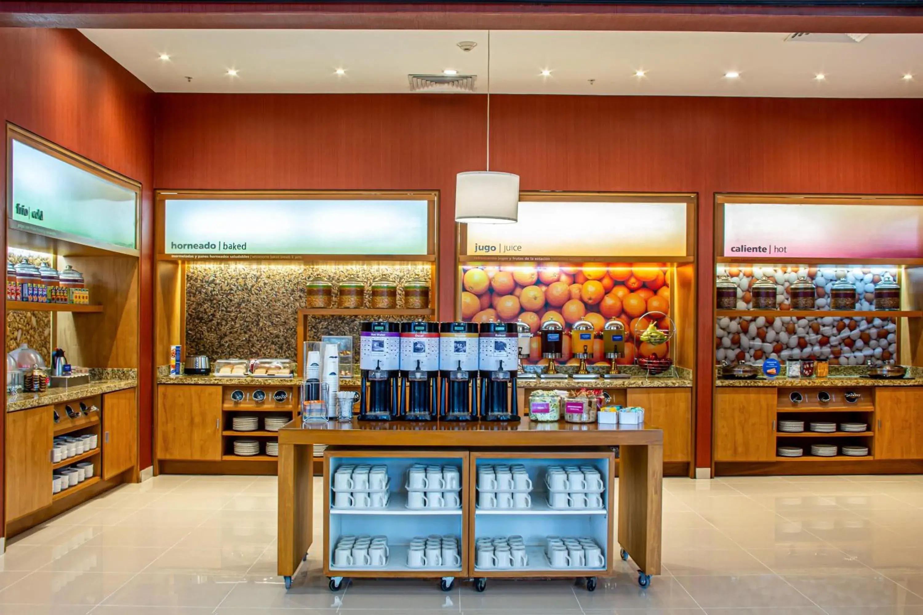 Breakfast in Hampton by Hilton Guadalajara Expo Breakfast in Hampton by Hilton Guadalajara Expo