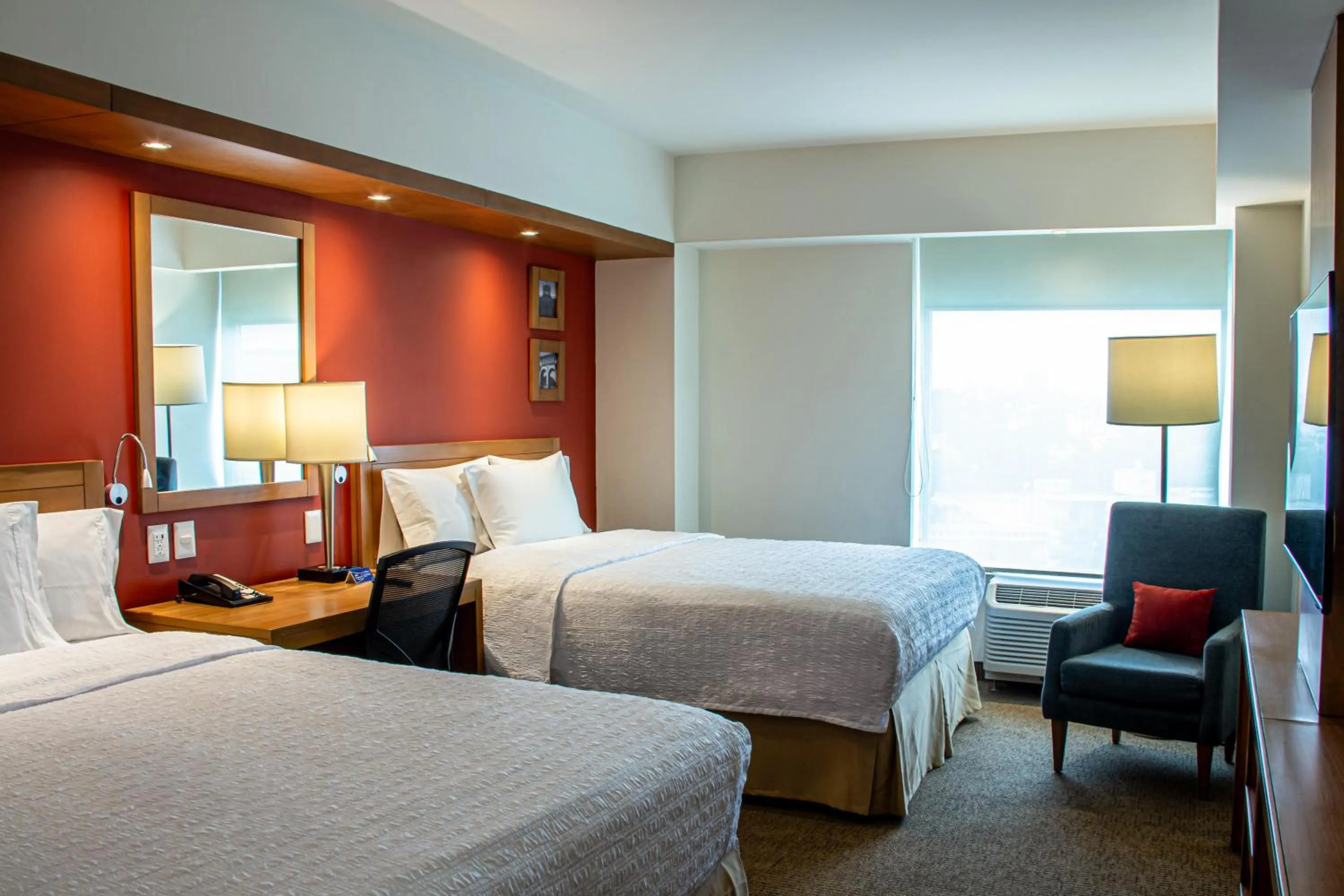 Bed in Hampton by Hilton Guadalajara Expo