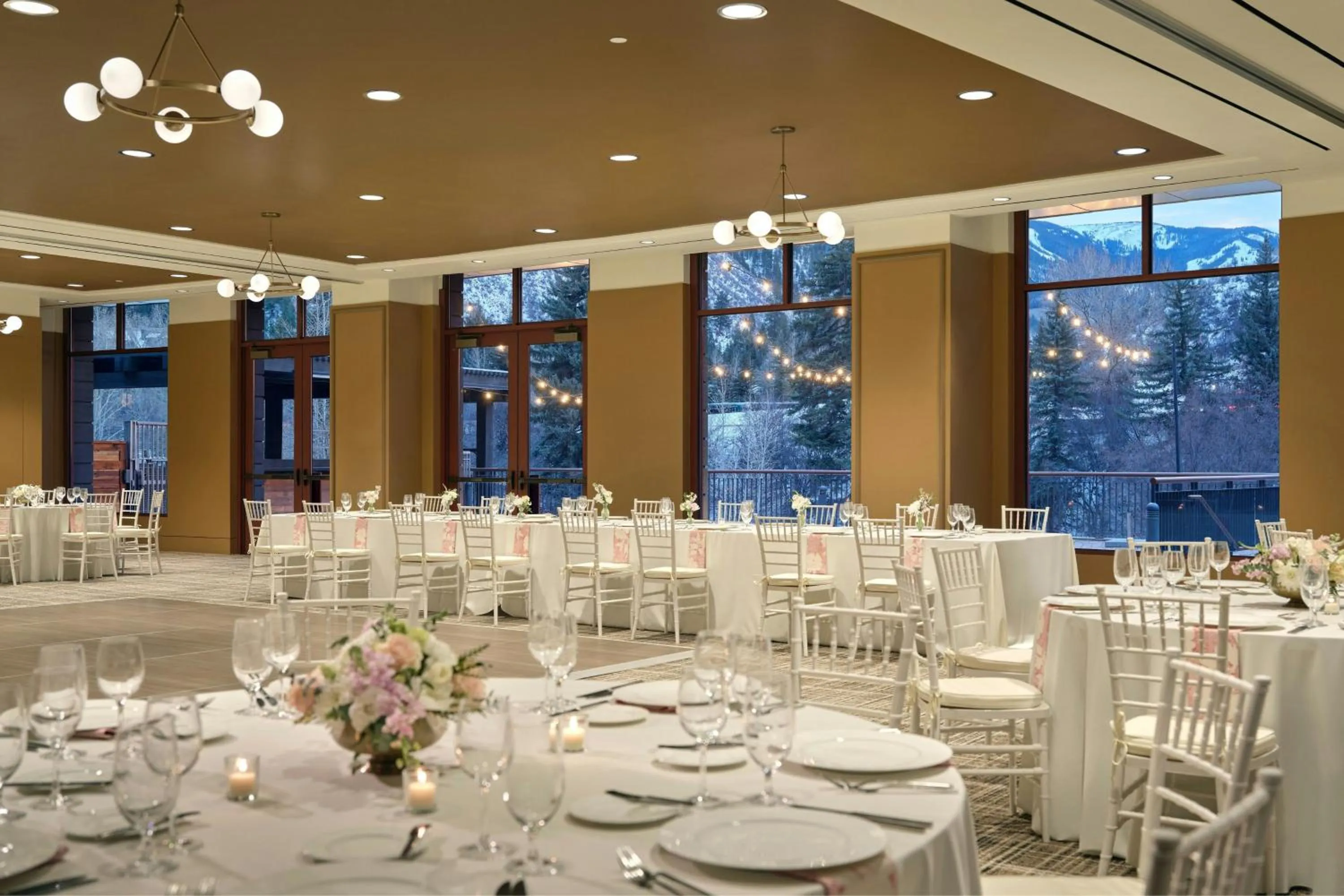 Lobby or reception in The Westin Riverfront Resort & Spa, Avon, Vail Valley