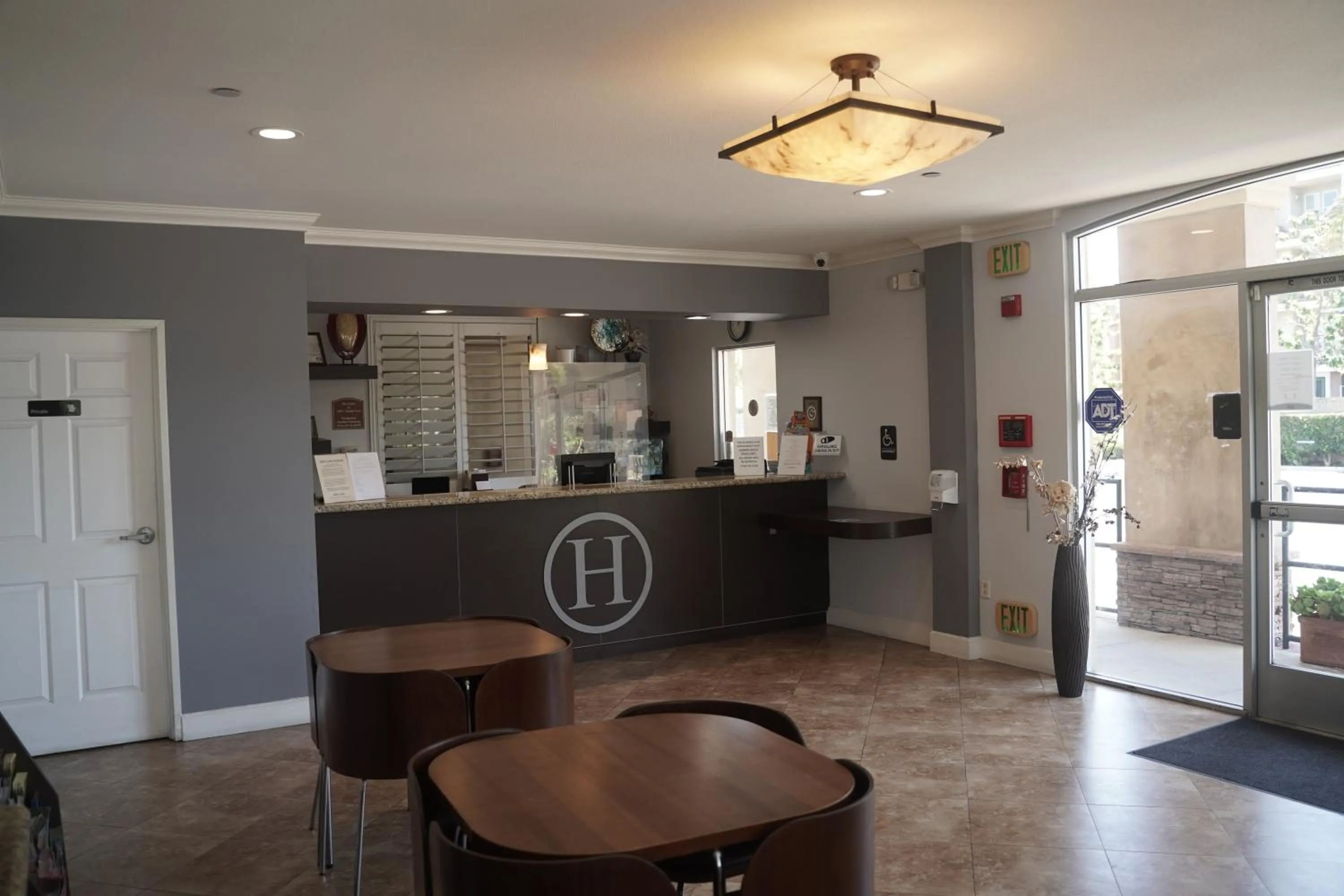 Lobby or reception in Harbor Inn & Suites