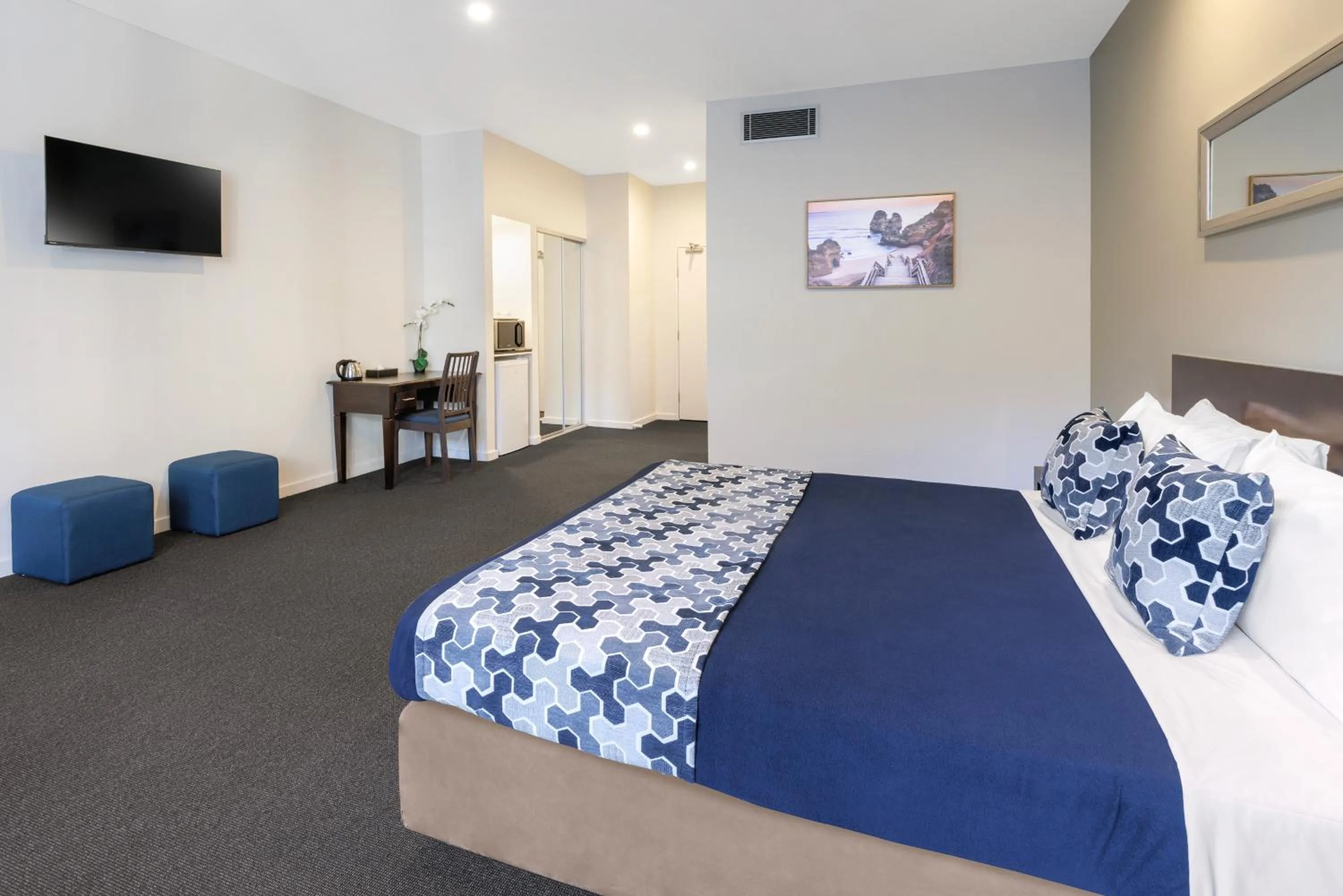 Bed in Great Southern Hotel Melbourne