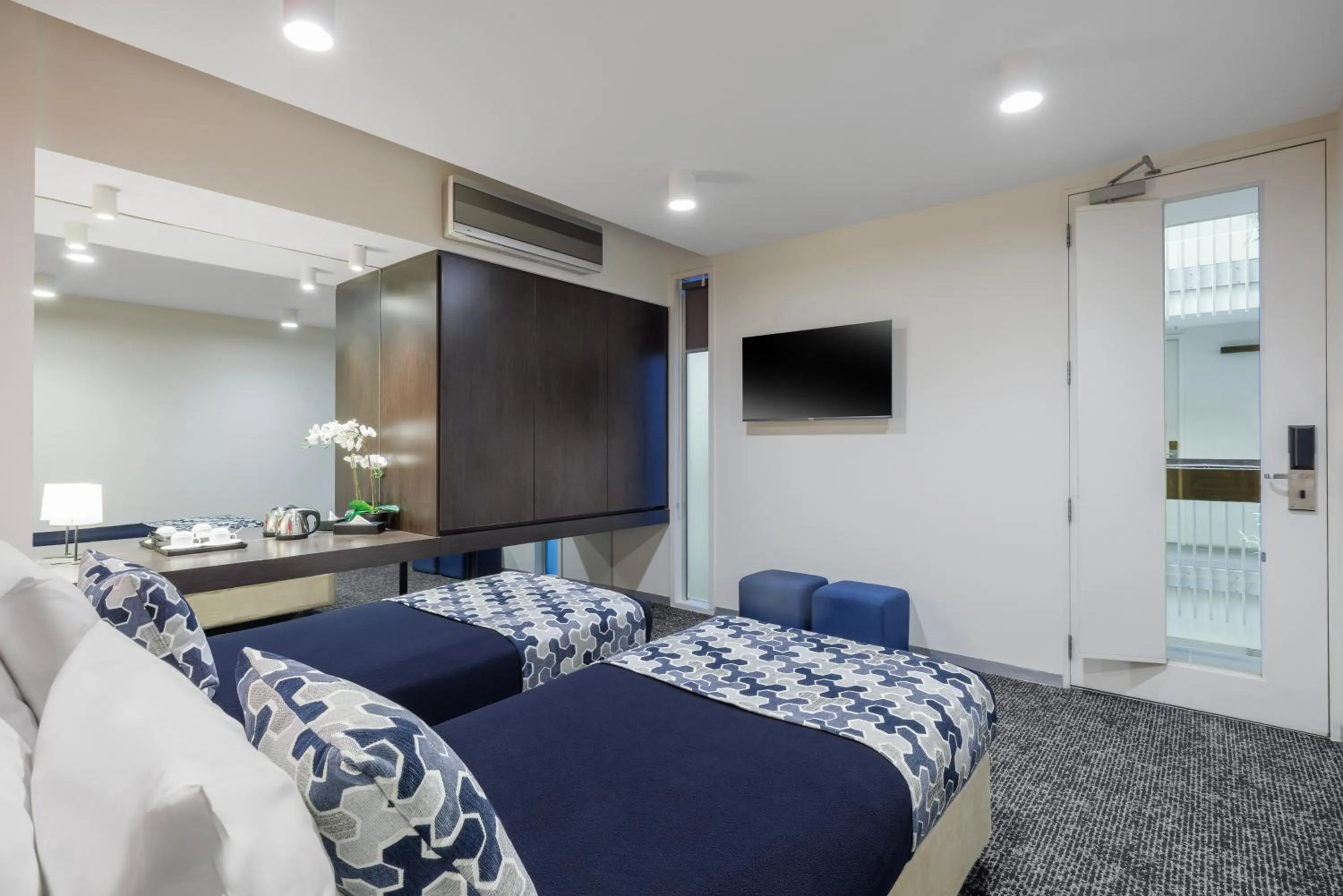 Bed in Great Southern Hotel Melbourne