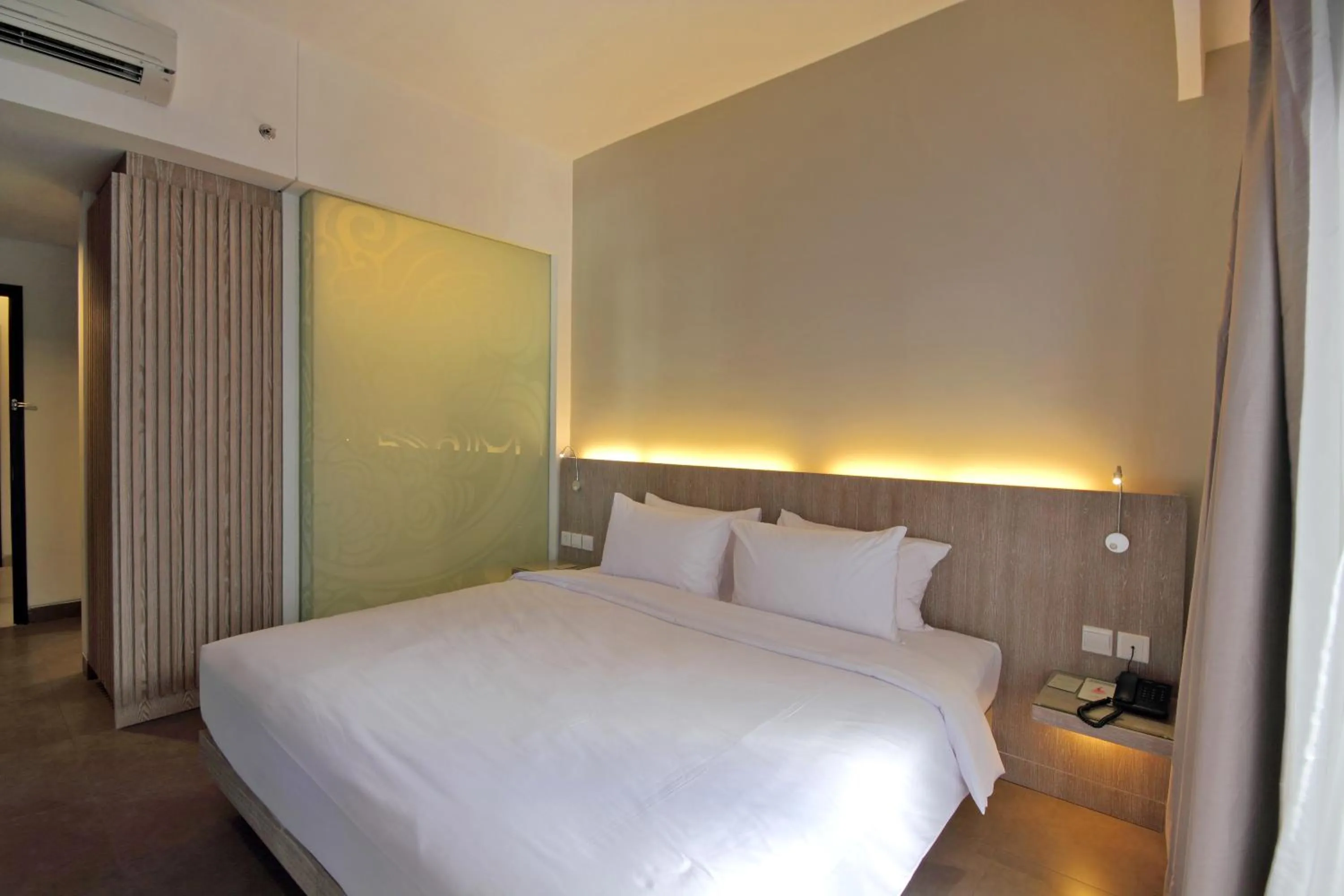 Bed in Hotel Santika Siligita Nusa Dua