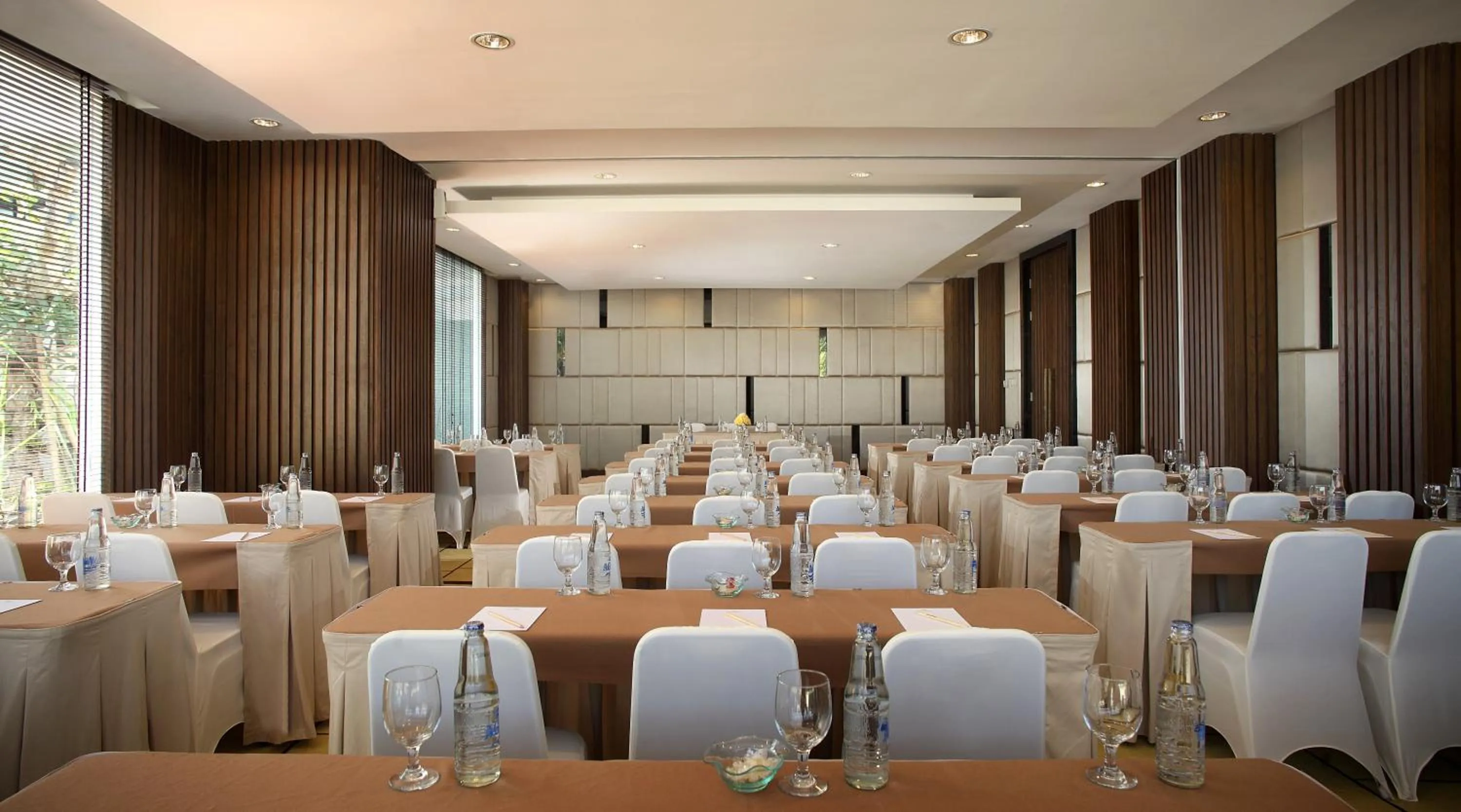 Business facilities in Hotel Santika Siligita Nusa Dua