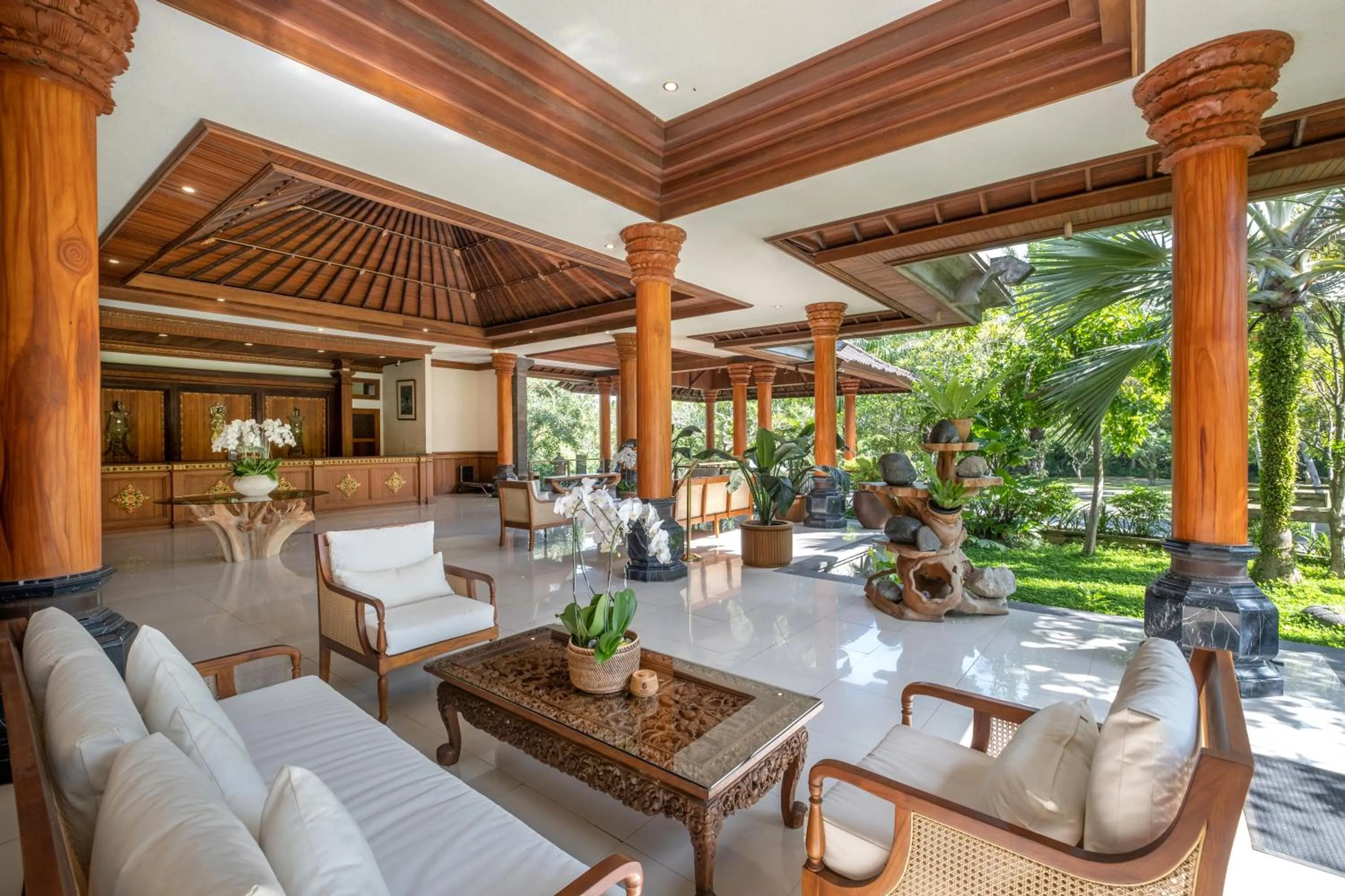 Lobby or reception in Bhuwana Ubud Hotel and Farm