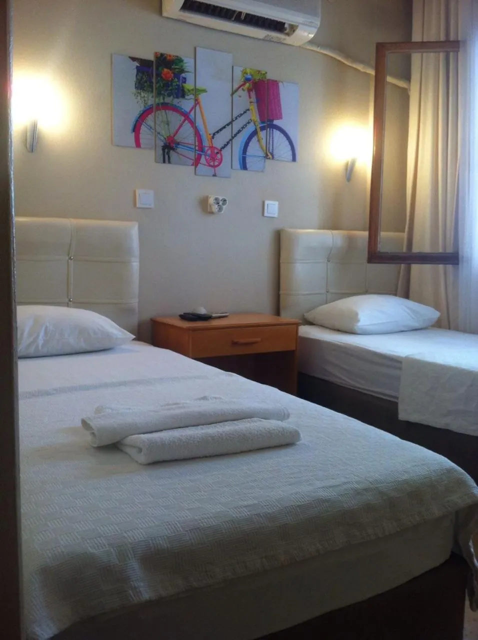 Koz Eren Otel Çeşme