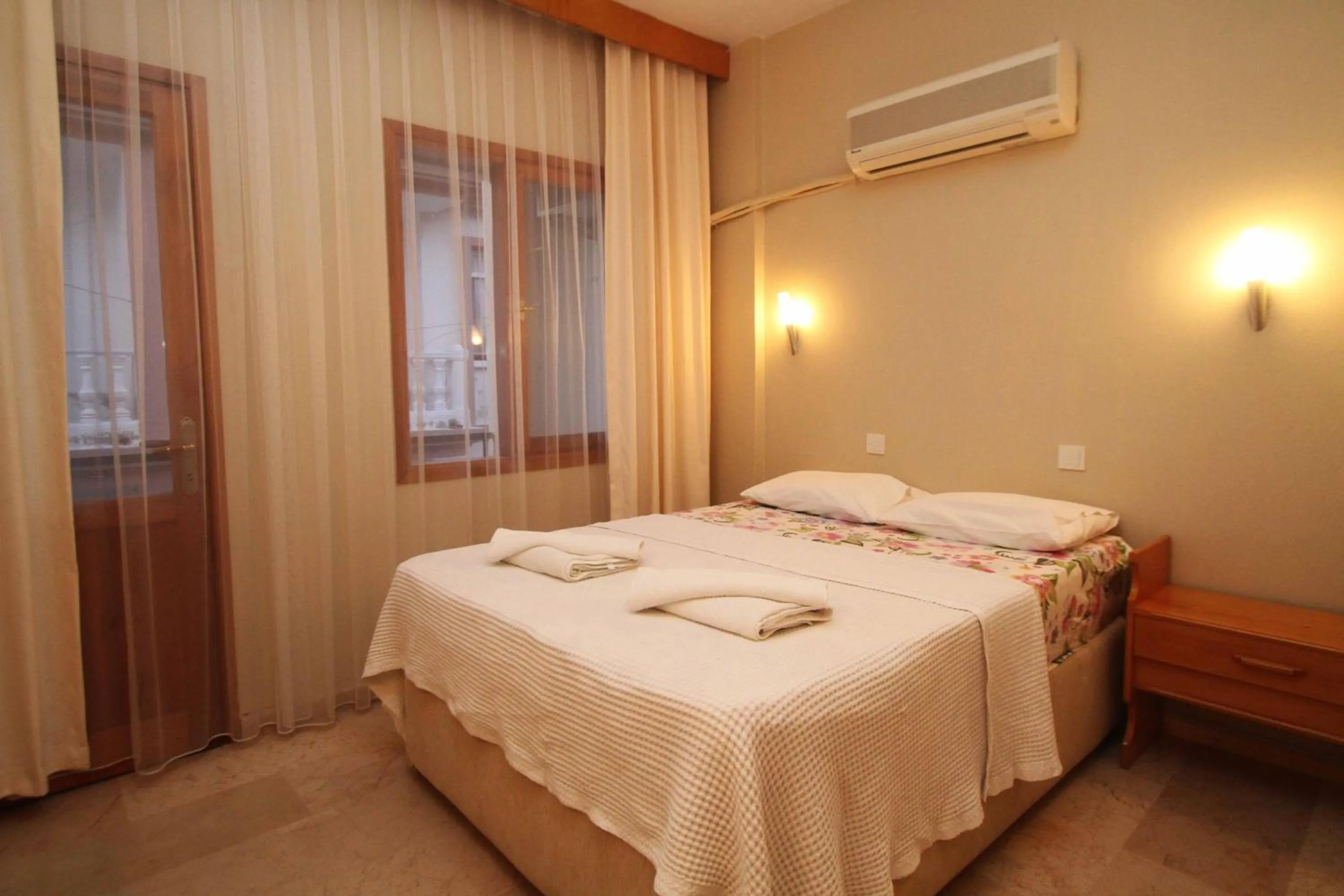 Bedroom in Koz Eren Otel Çeşme