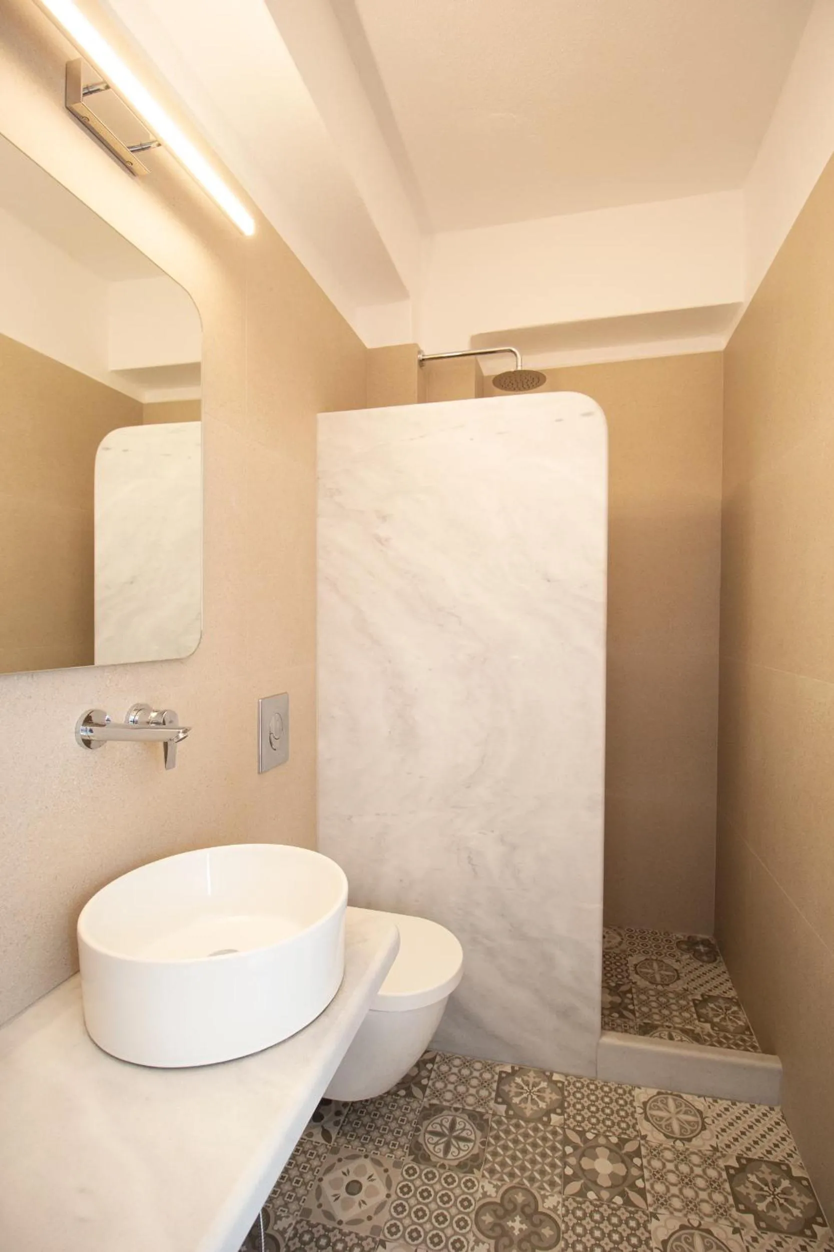 Shower in Crystal View Mykonos
