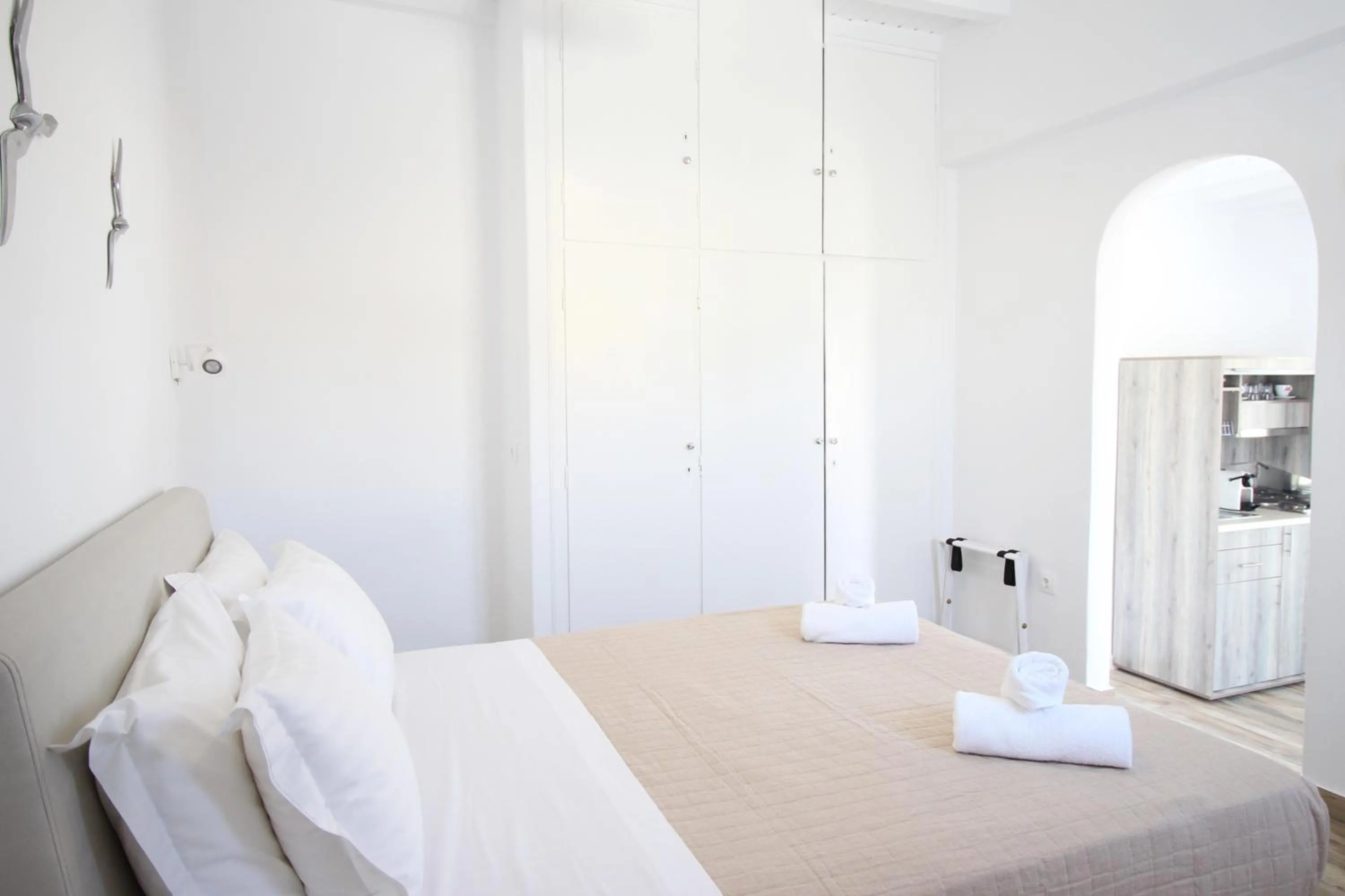 Bed in Crystal View Mykonos