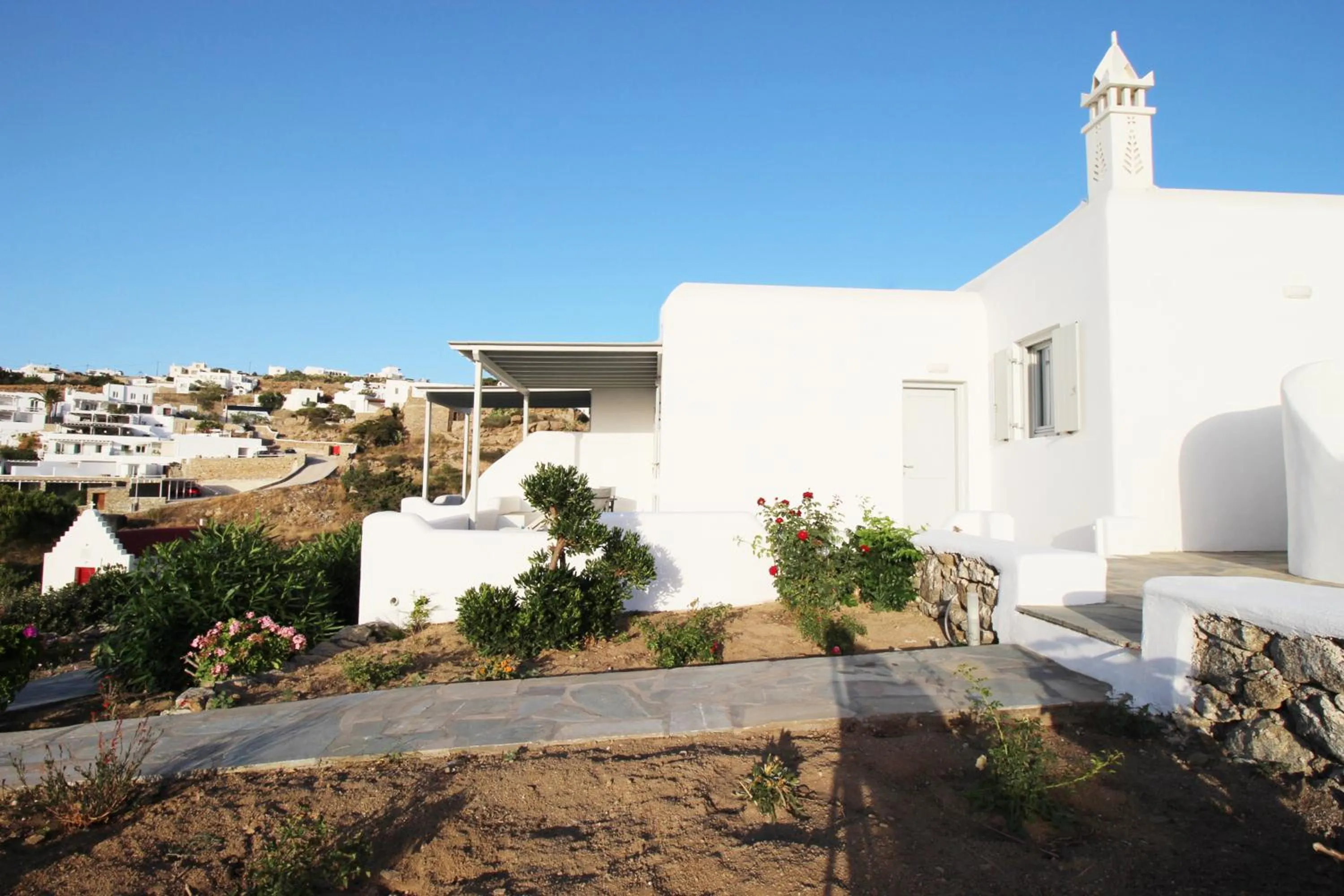 Garden in Crystal View Mykonos