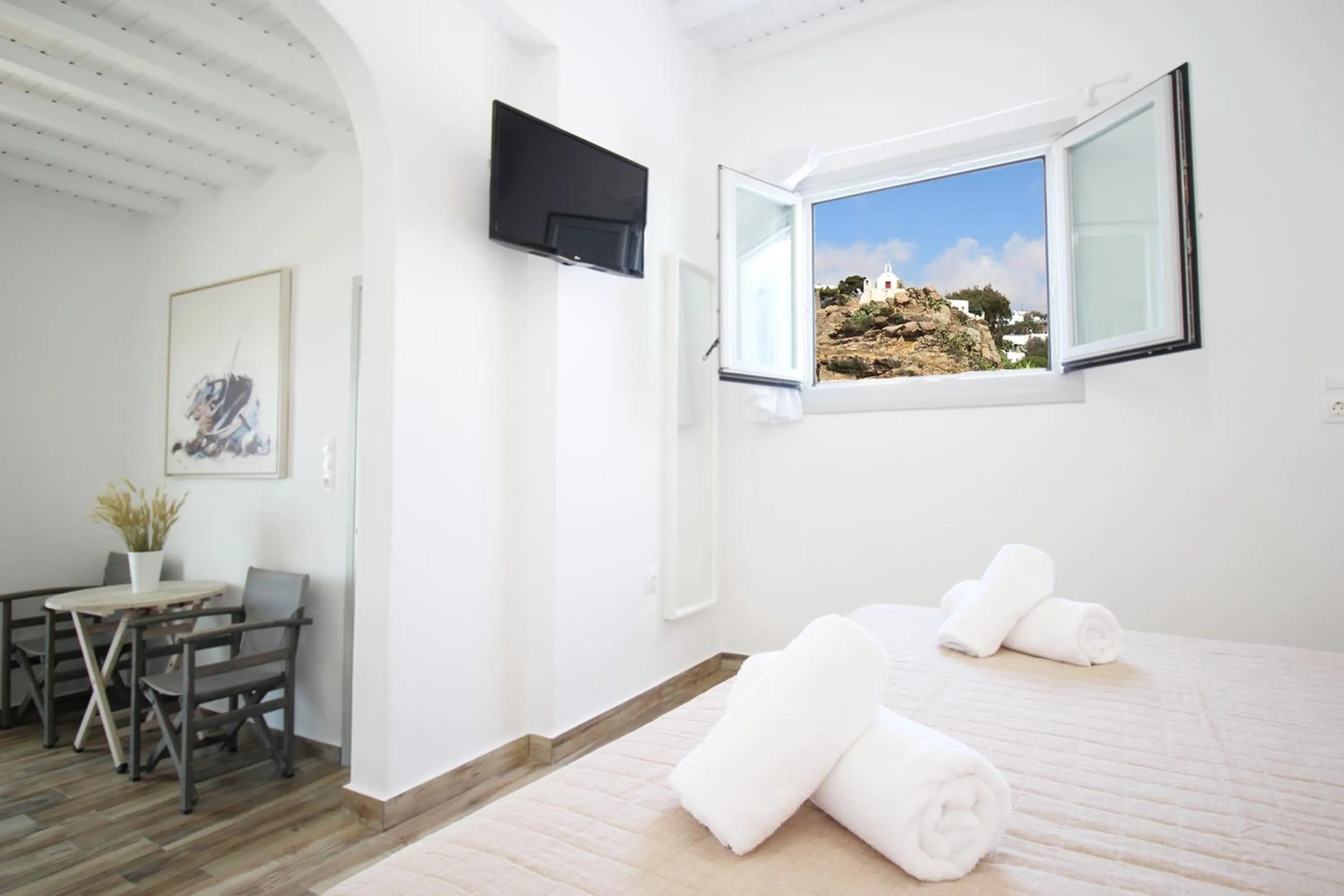 View (from property/room), Bed in Crystal View Mykonos