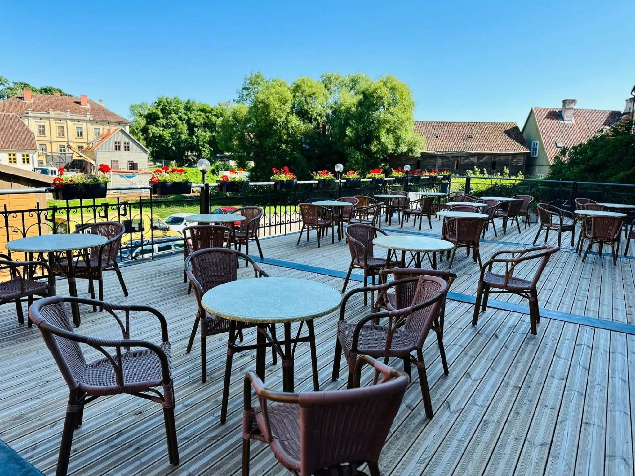 Restaurant/places to eat in Kuldigas Metropole