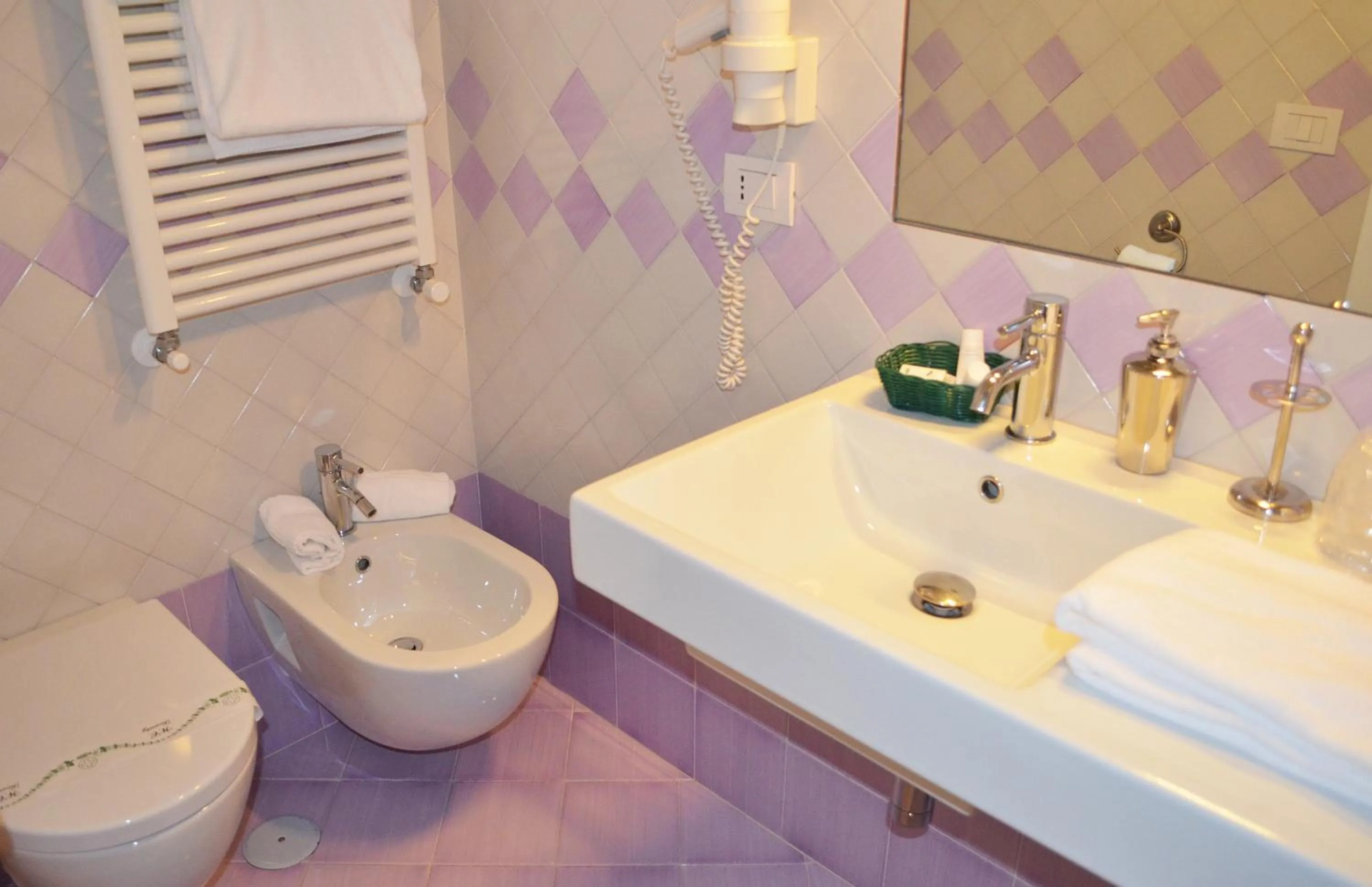 Bathroom in Tra le Mura