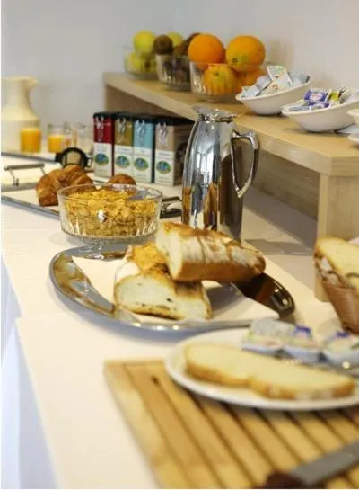 Food in Aginaga Hotela