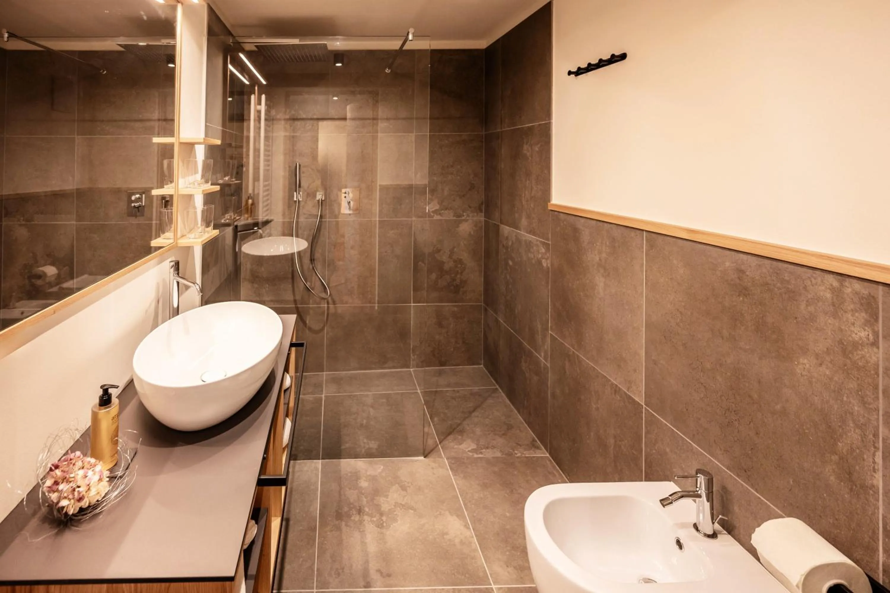 Bathroom in Appartement- und Wellnesshotel Winkler