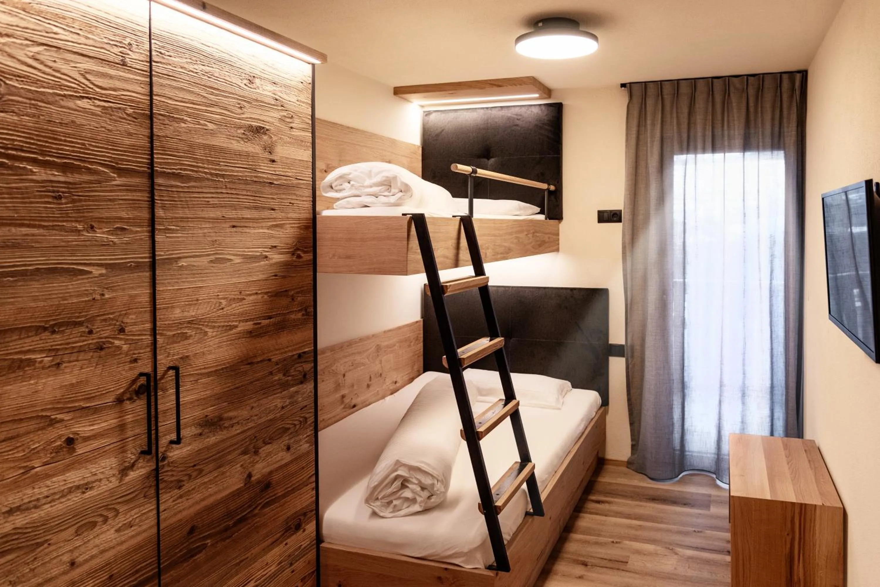 Bedroom, Bed in Appartement- und Wellnesshotel Winkler