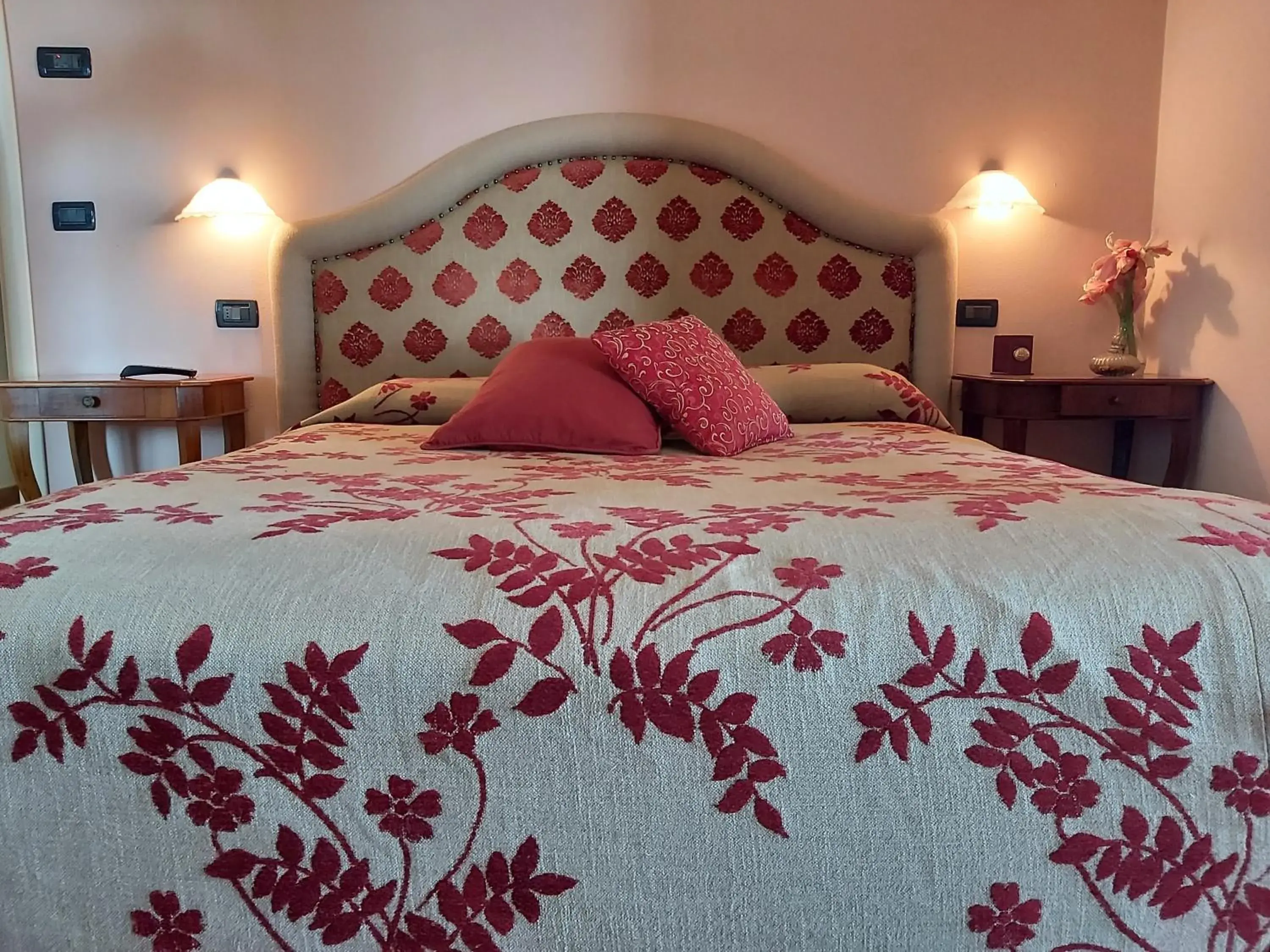 Deluxe Double Room with Balcony in Agriturismo - B&B L'Acquacotta Deluxe Double Room with Balcony in Agriturismo - B&B L'Acquacotta