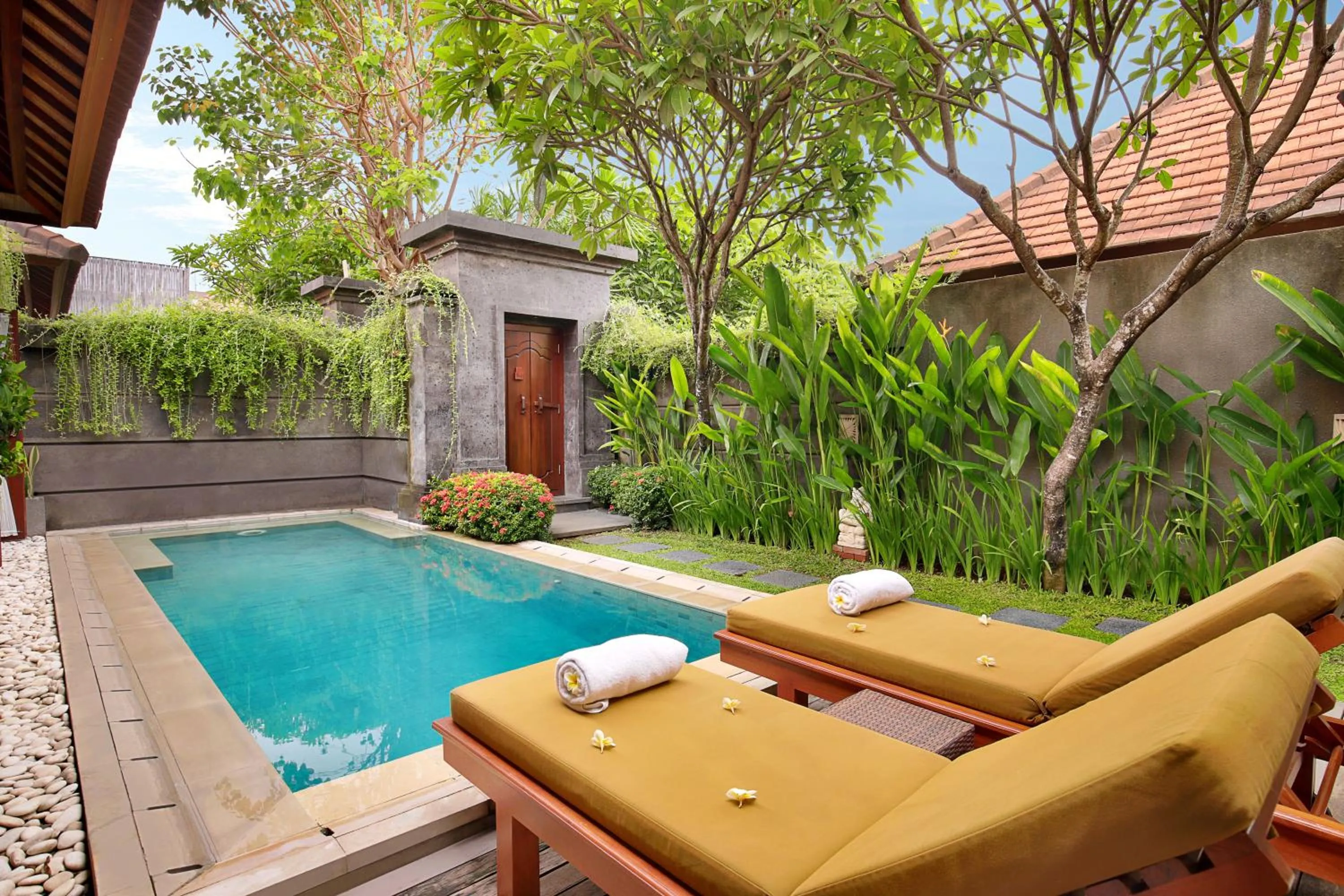 Garden in Nyuh Bali Villas