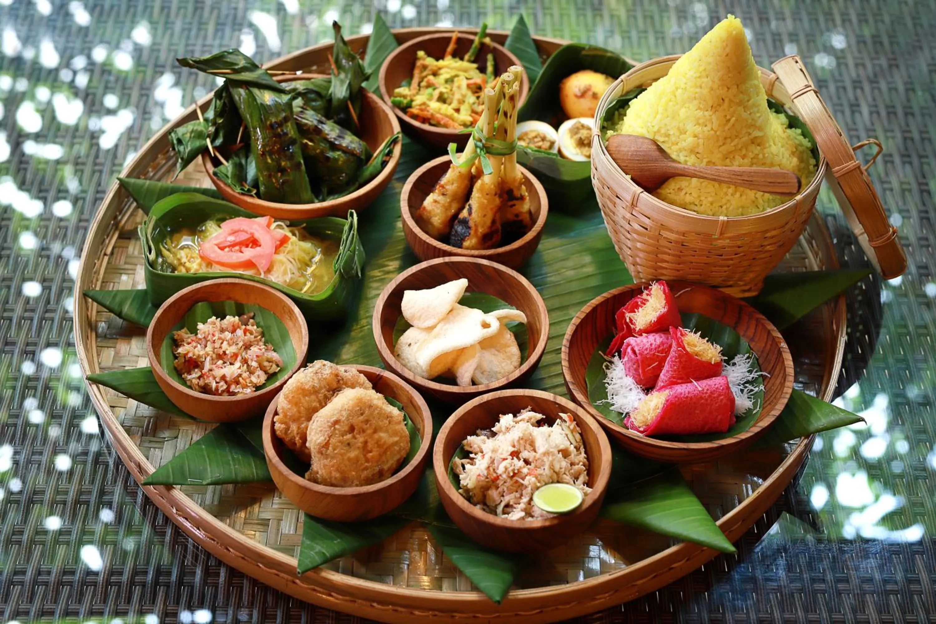 Restaurant/places to eat in Nyuh Bali Villas