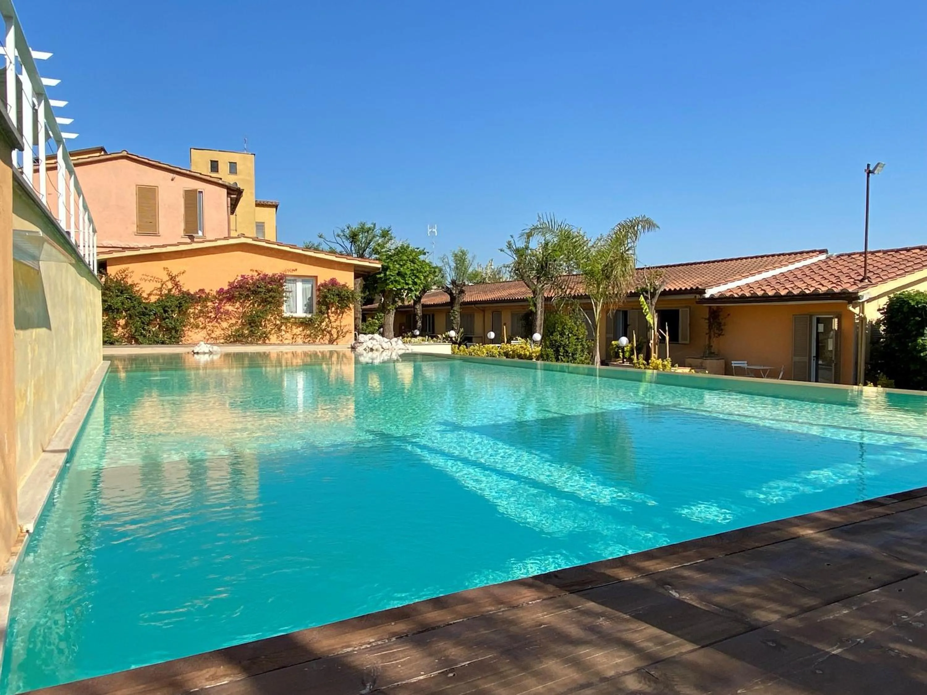 Swimming pool in Antica Locanda Palmieri