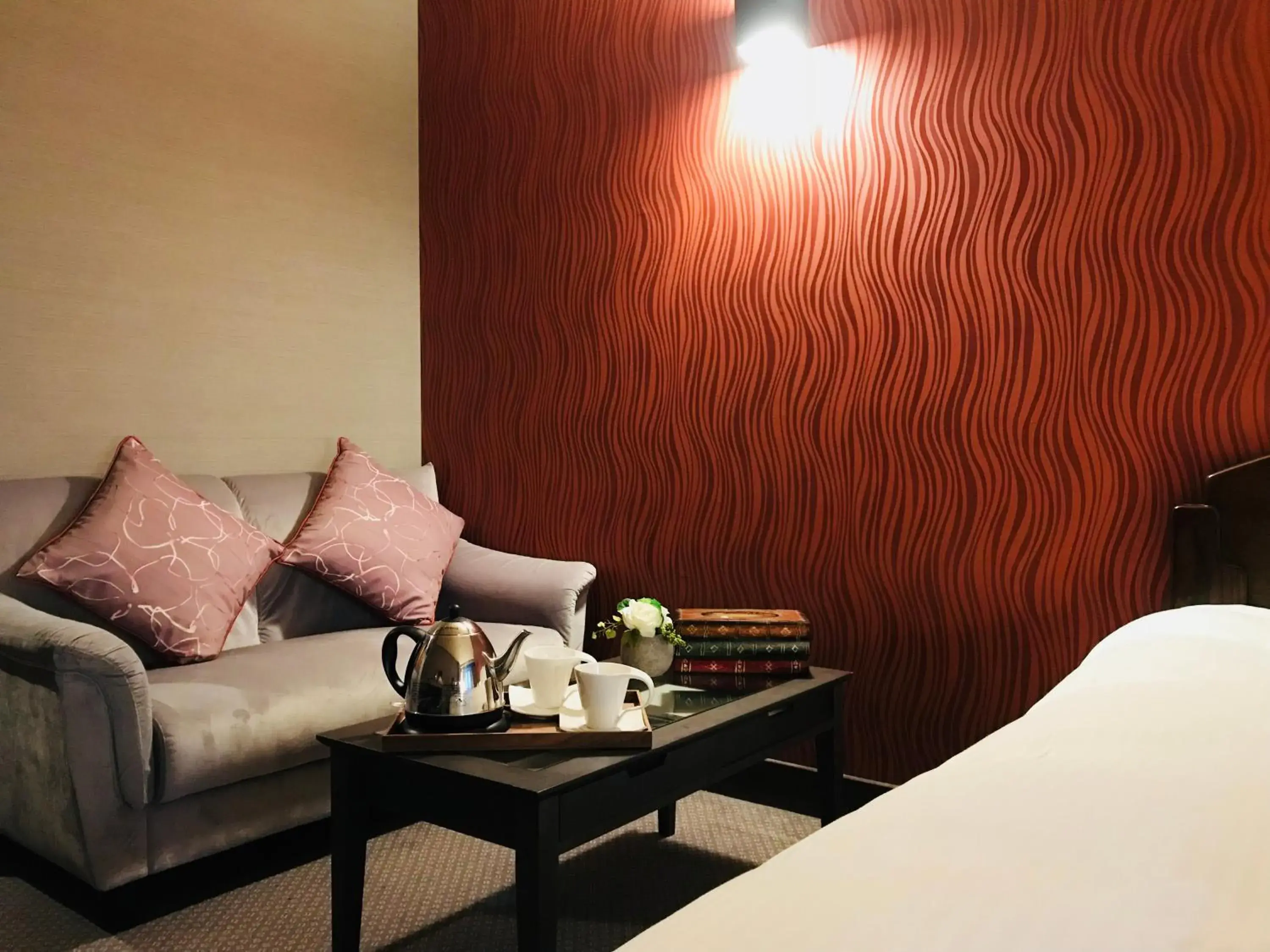 Seating area, Bed in Shakespeare Hotel Seating area, Bed in Shakespeare Hotel