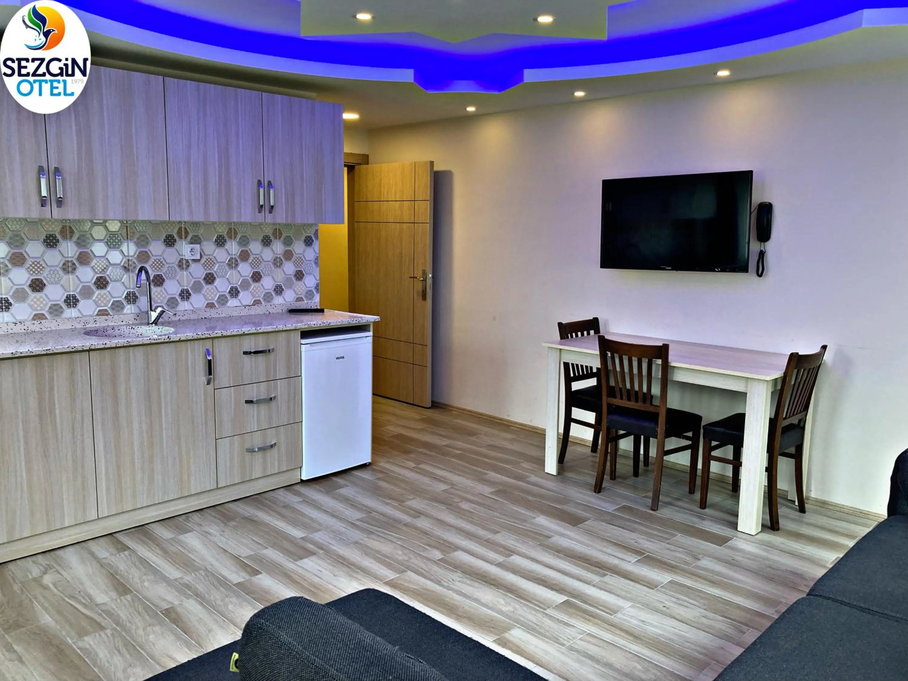 Kitchen or kitchenette in Sezgin Hotel