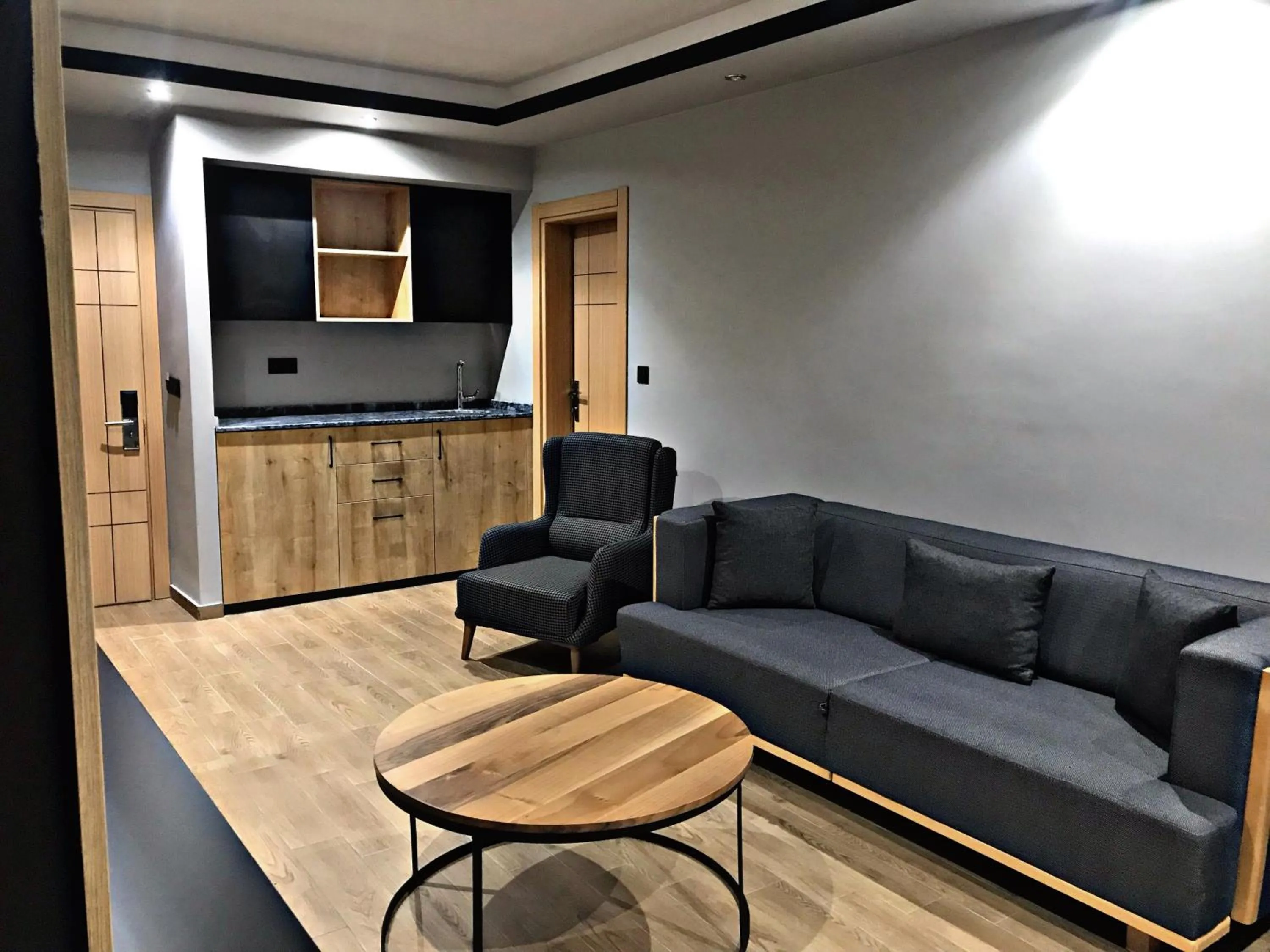 Seating area in Sezgin Hotel