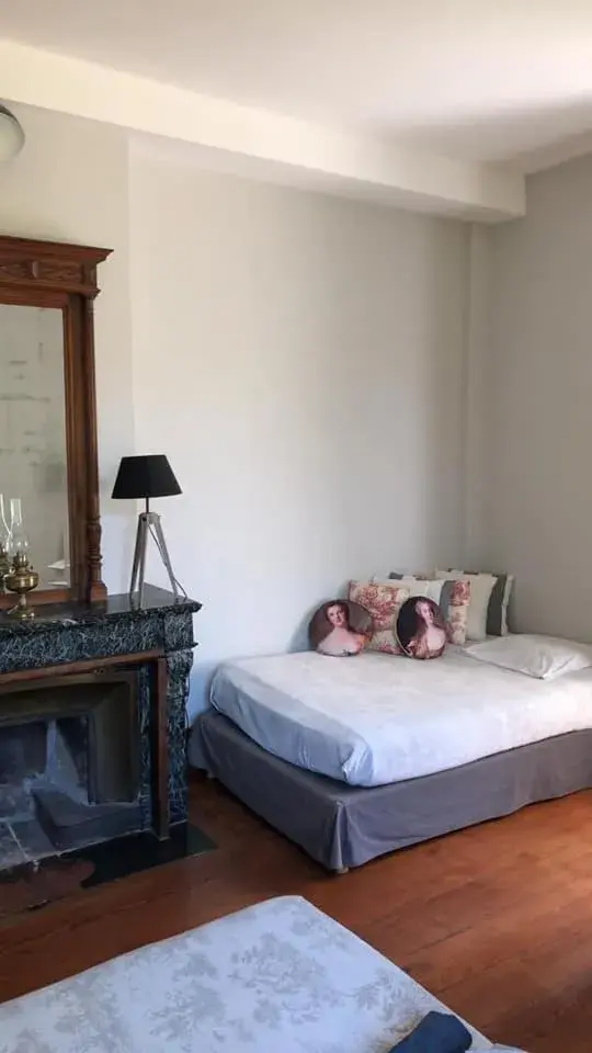 Bed in Chateau de Bonnevaux Bed in Chateau de Bonnevaux