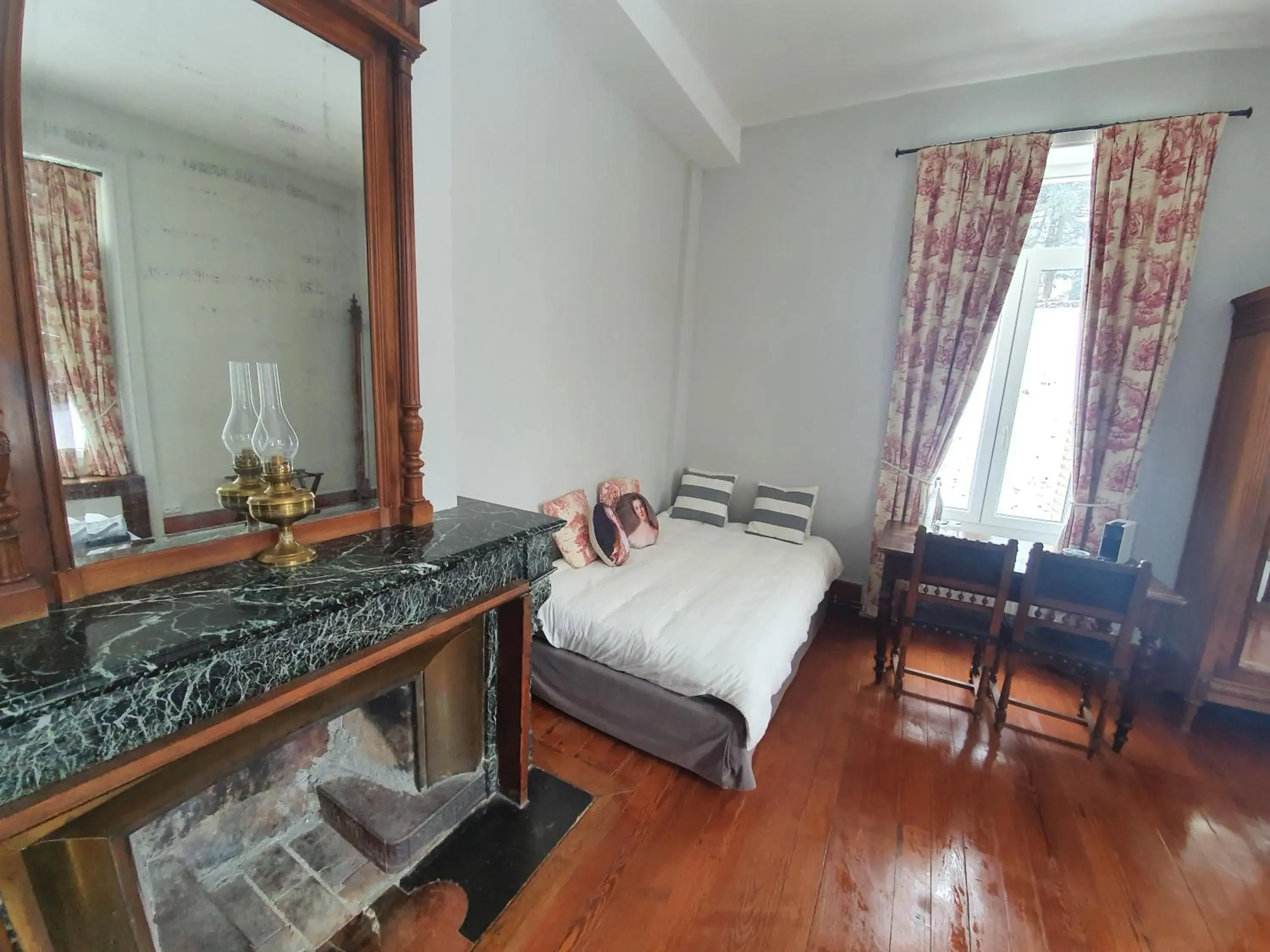 Bed in Chateau de Bonnevaux Bed in Chateau de Bonnevaux