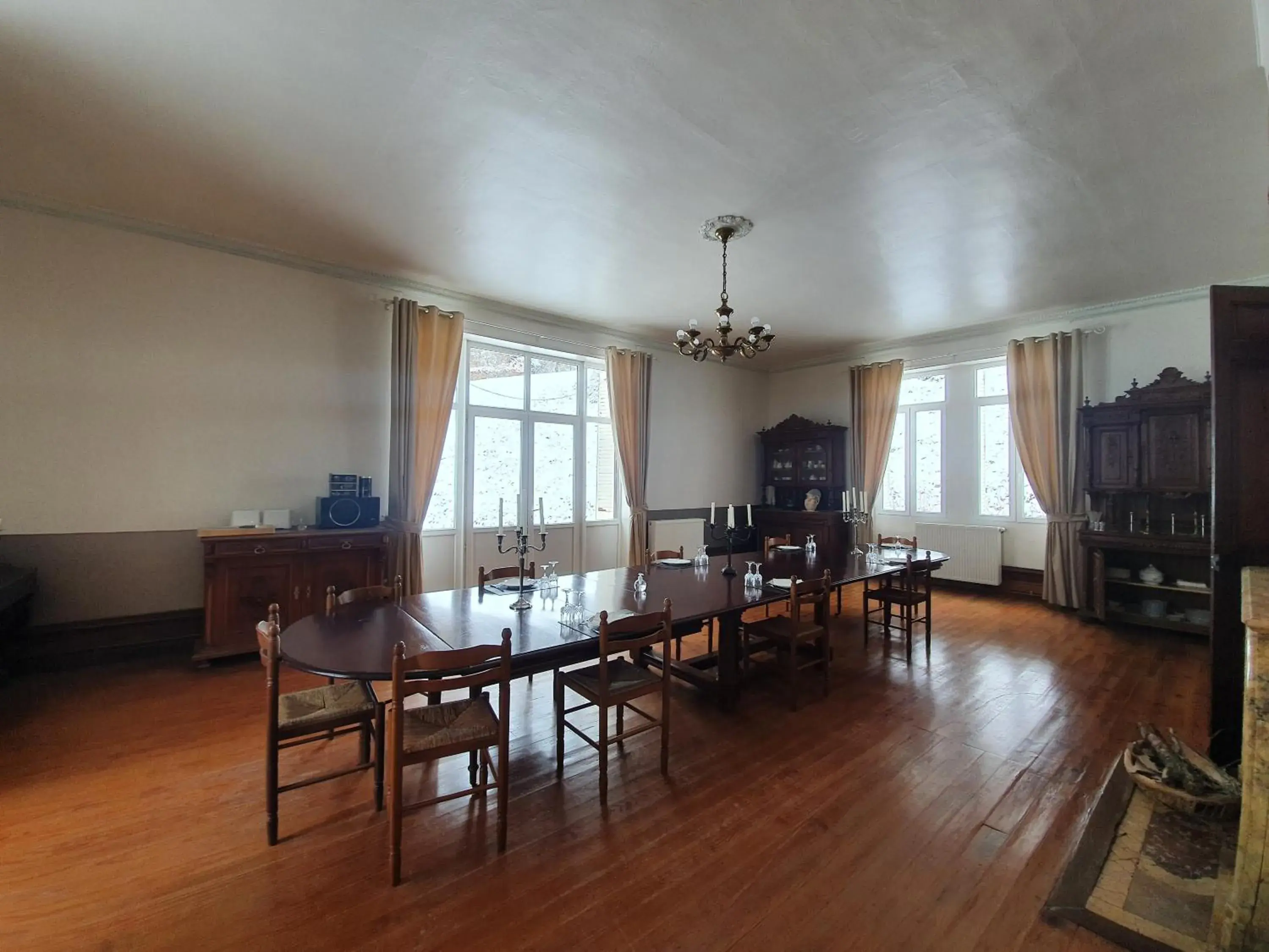 Chateau de Bonnevaux Chateau de Bonnevaux