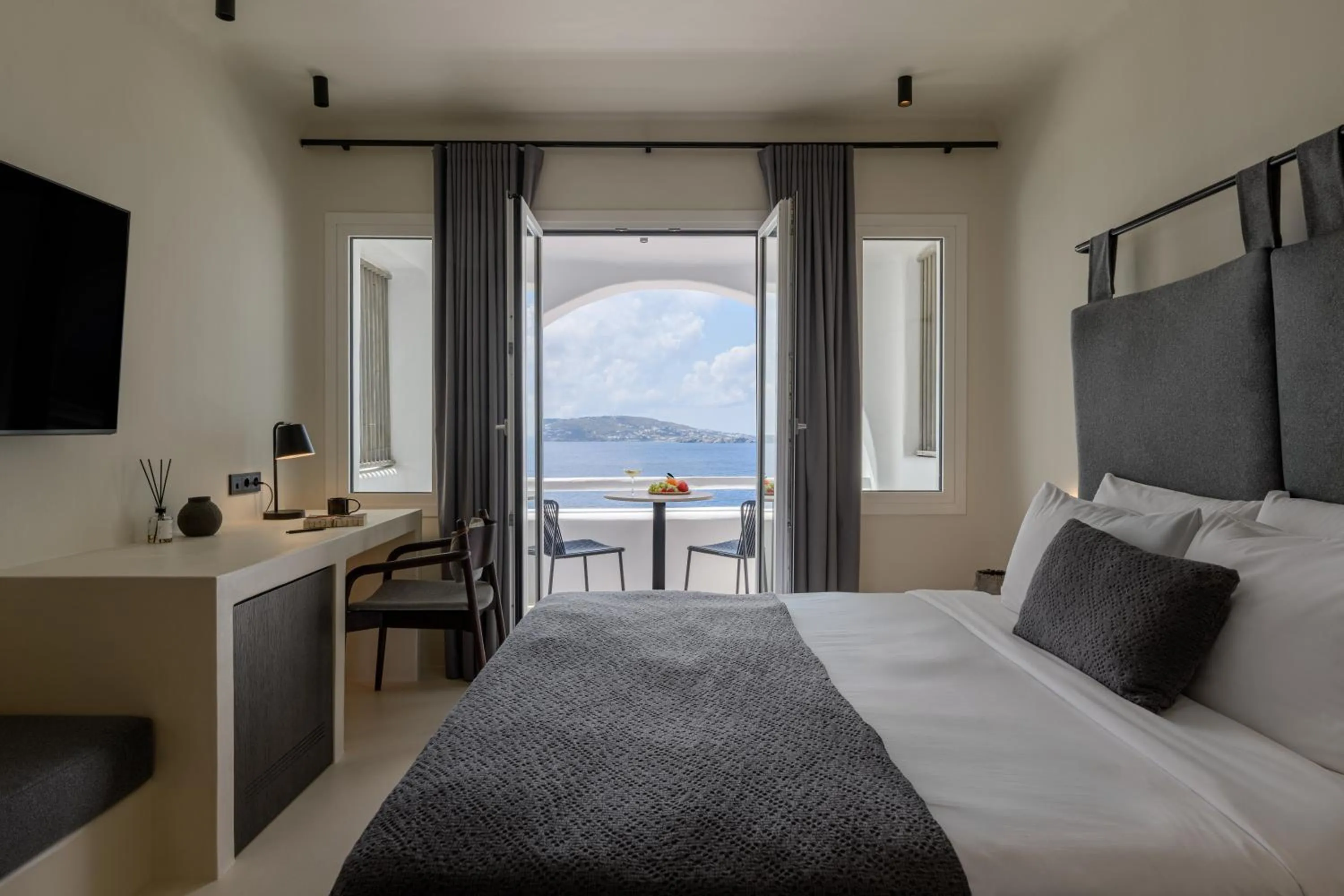 Bed in Rocabella Mykonos Hotel