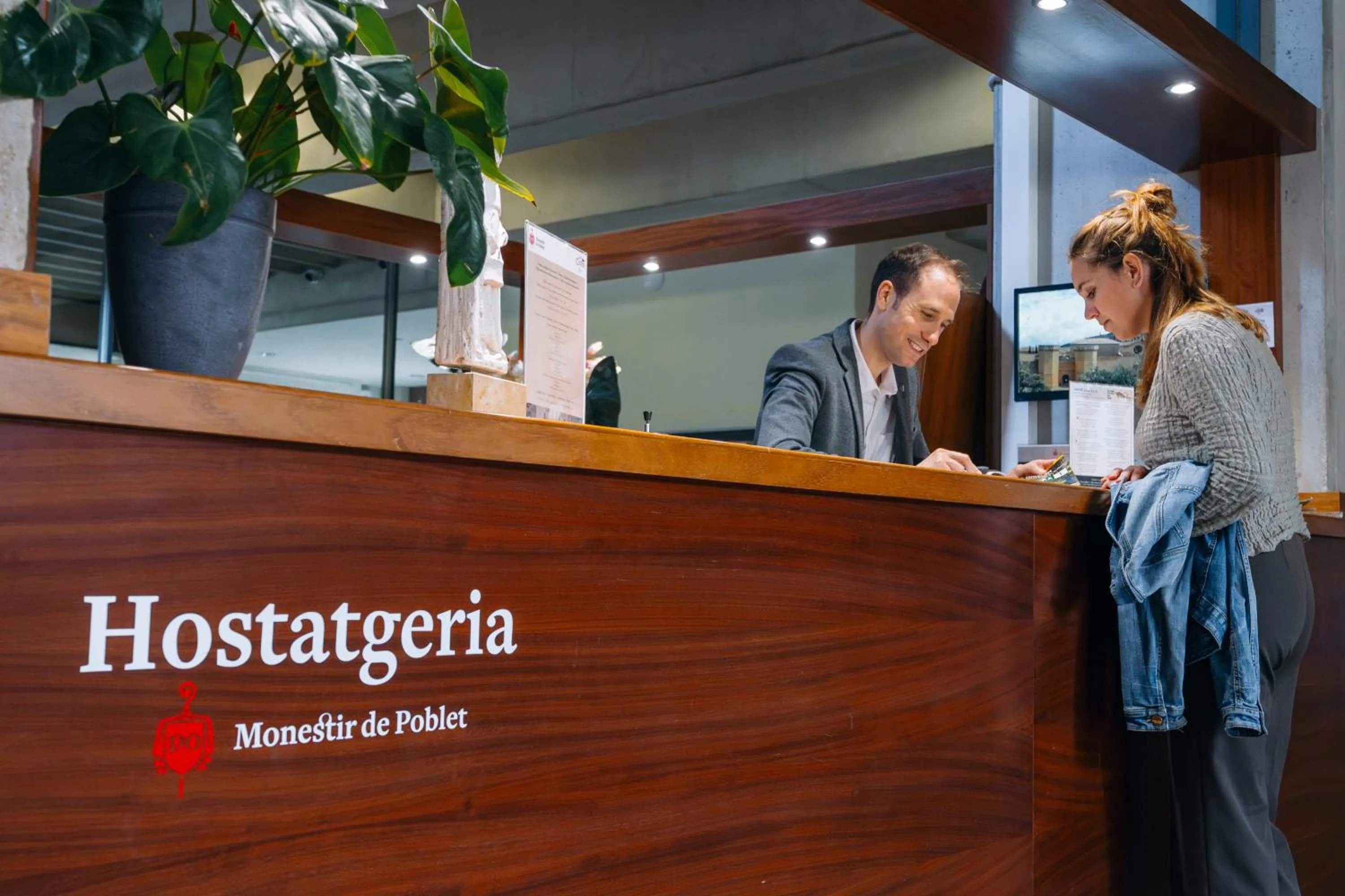 Lobby or reception in Hostatgeria de Poblet