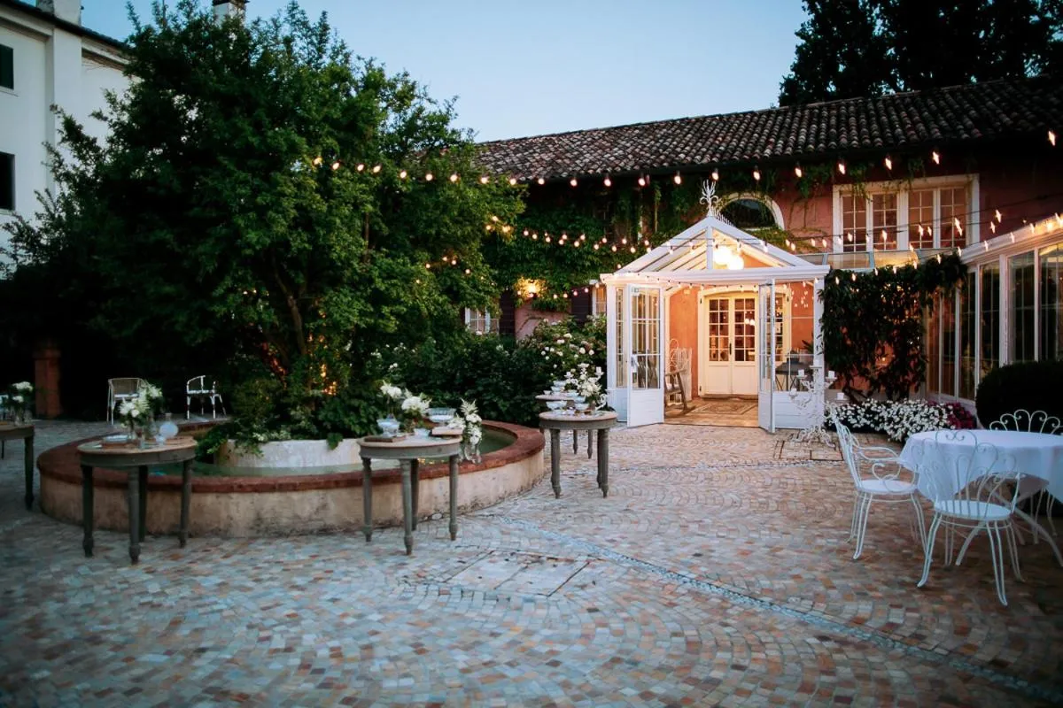 Restaurant/places to eat in Villa Foscarini Cornaro