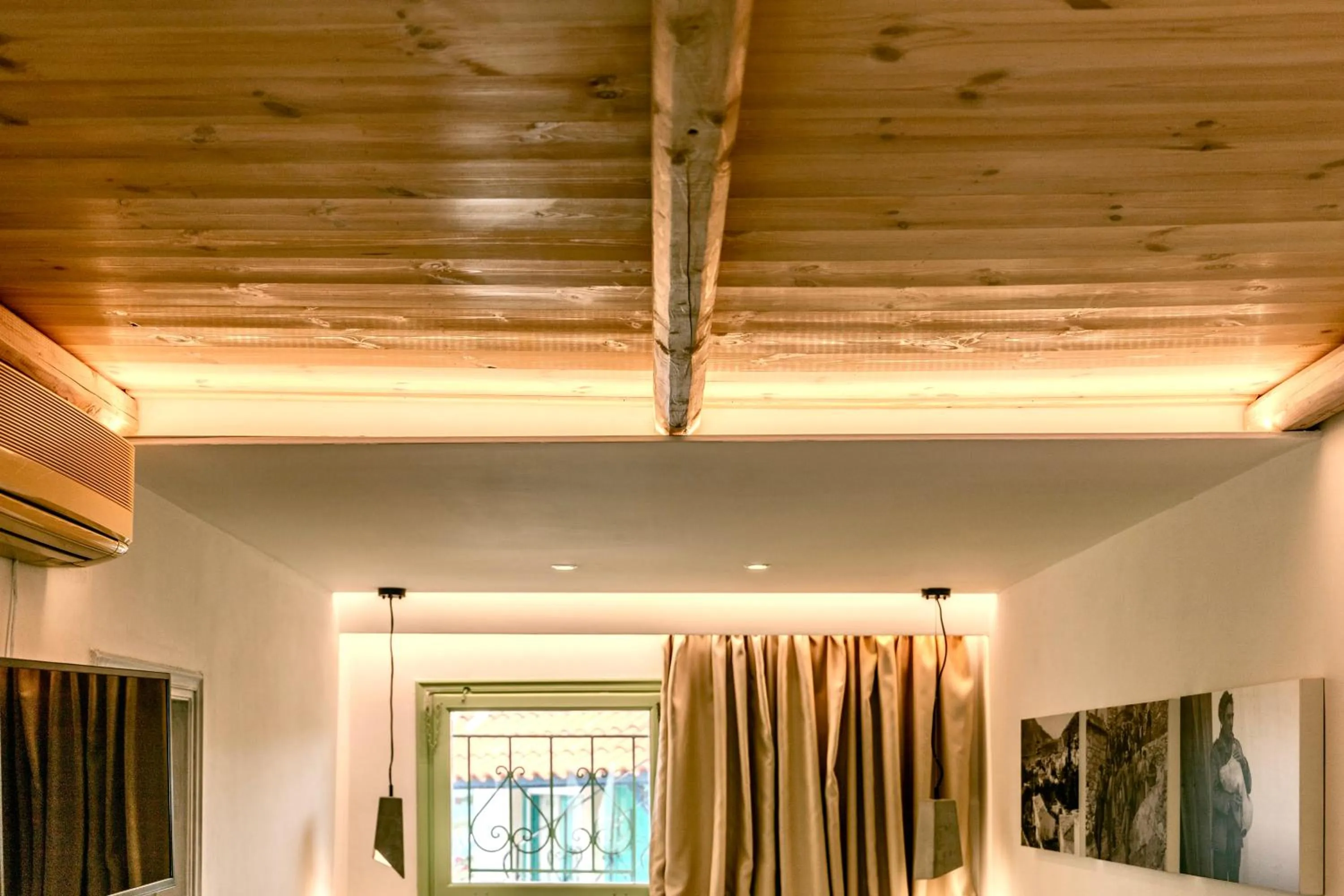 Photo of the whole room in Patras Apartments