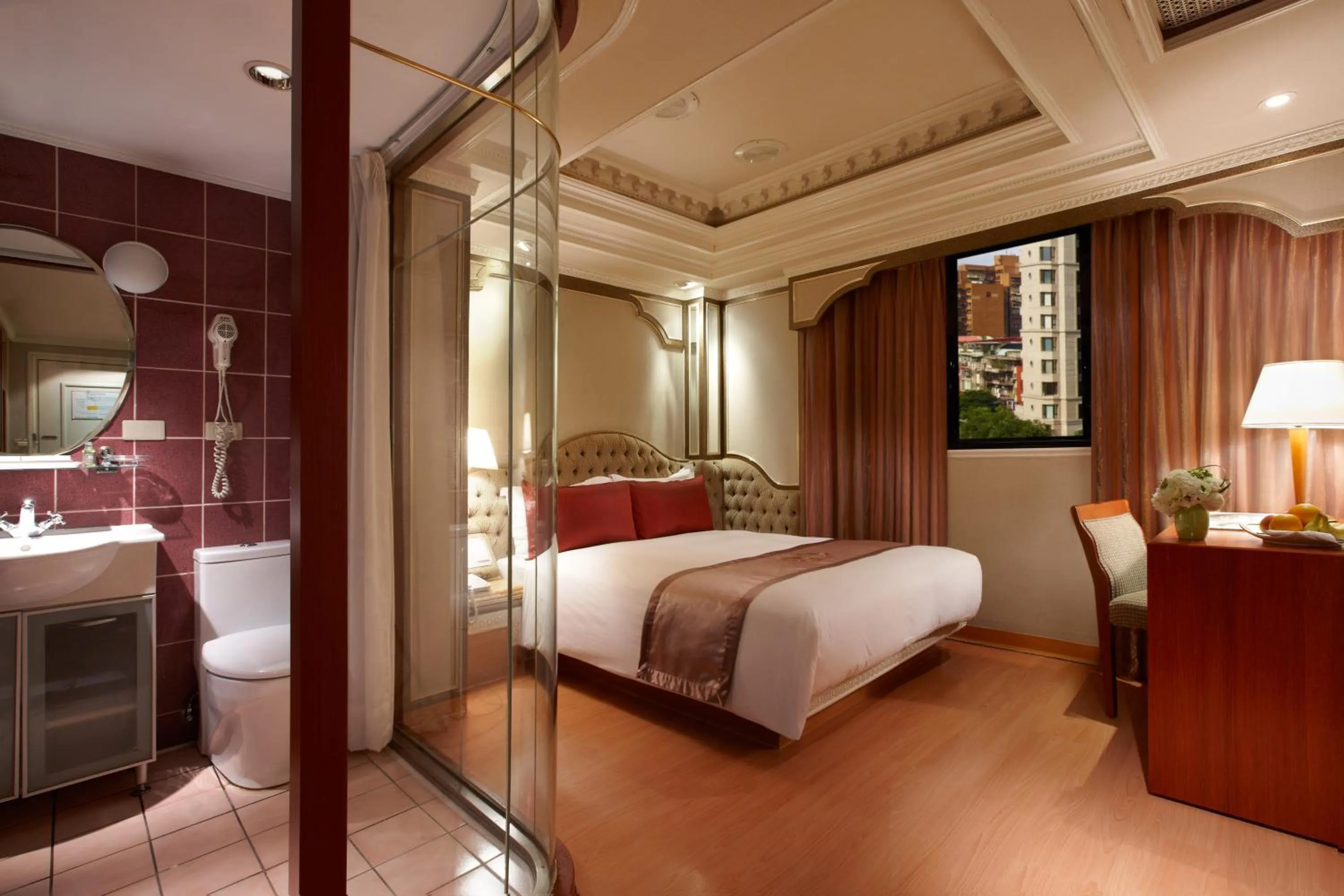 Bed in Tai Hope Hotel