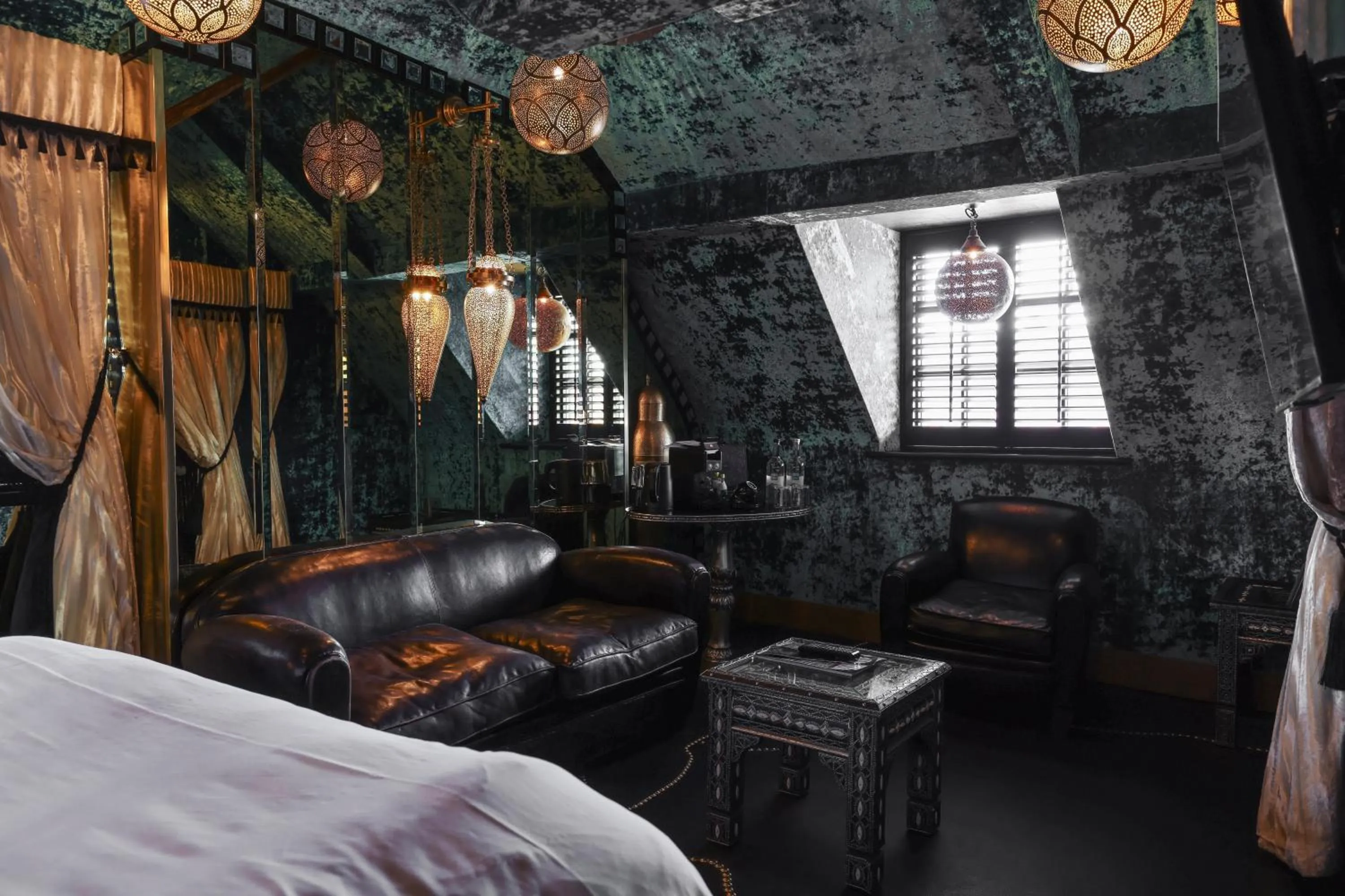 Seating area, Bed in Crazy Bear Beaconsfield