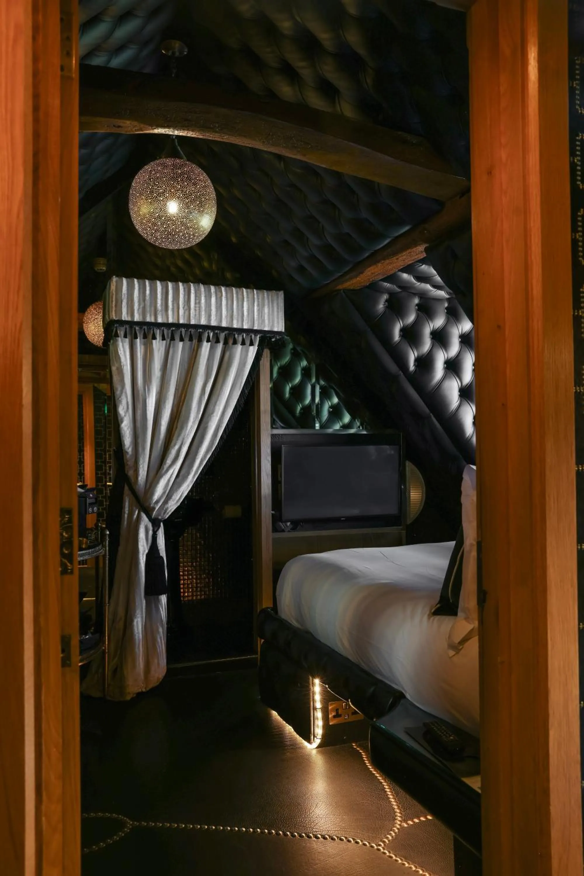 Bed in Crazy Bear Beaconsfield