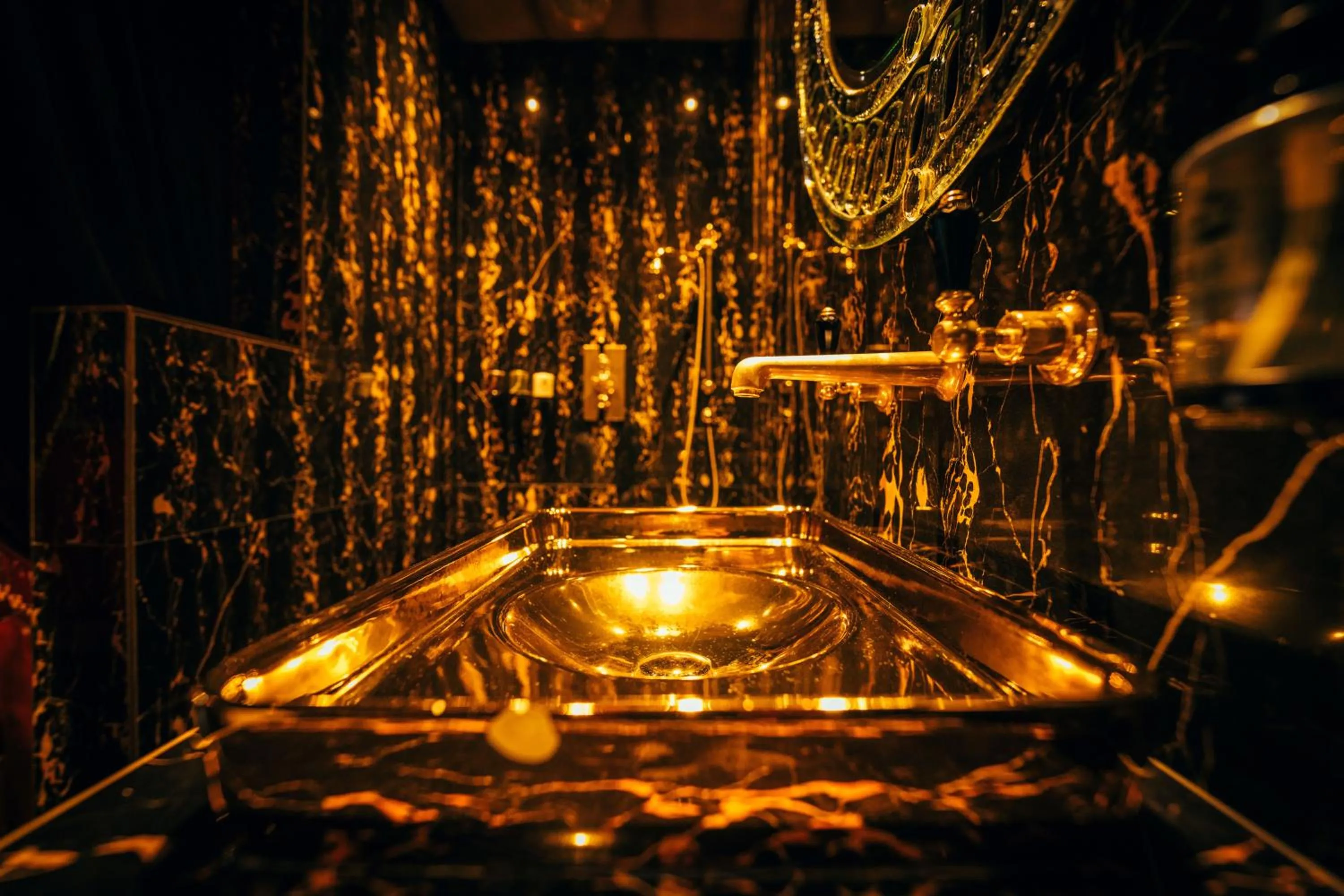 Bathroom in Crazy Bear Beaconsfield