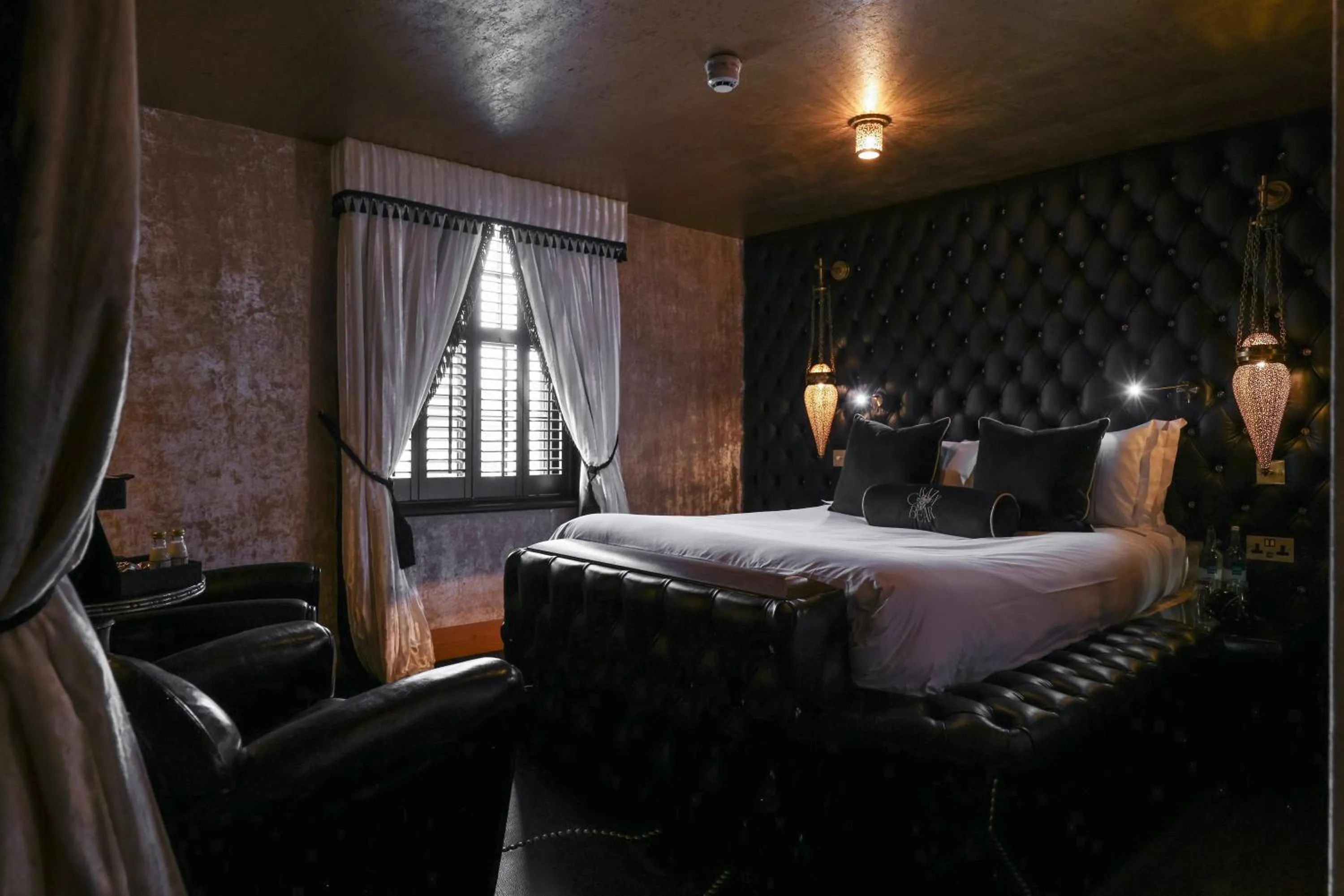 Bed in Crazy Bear Beaconsfield