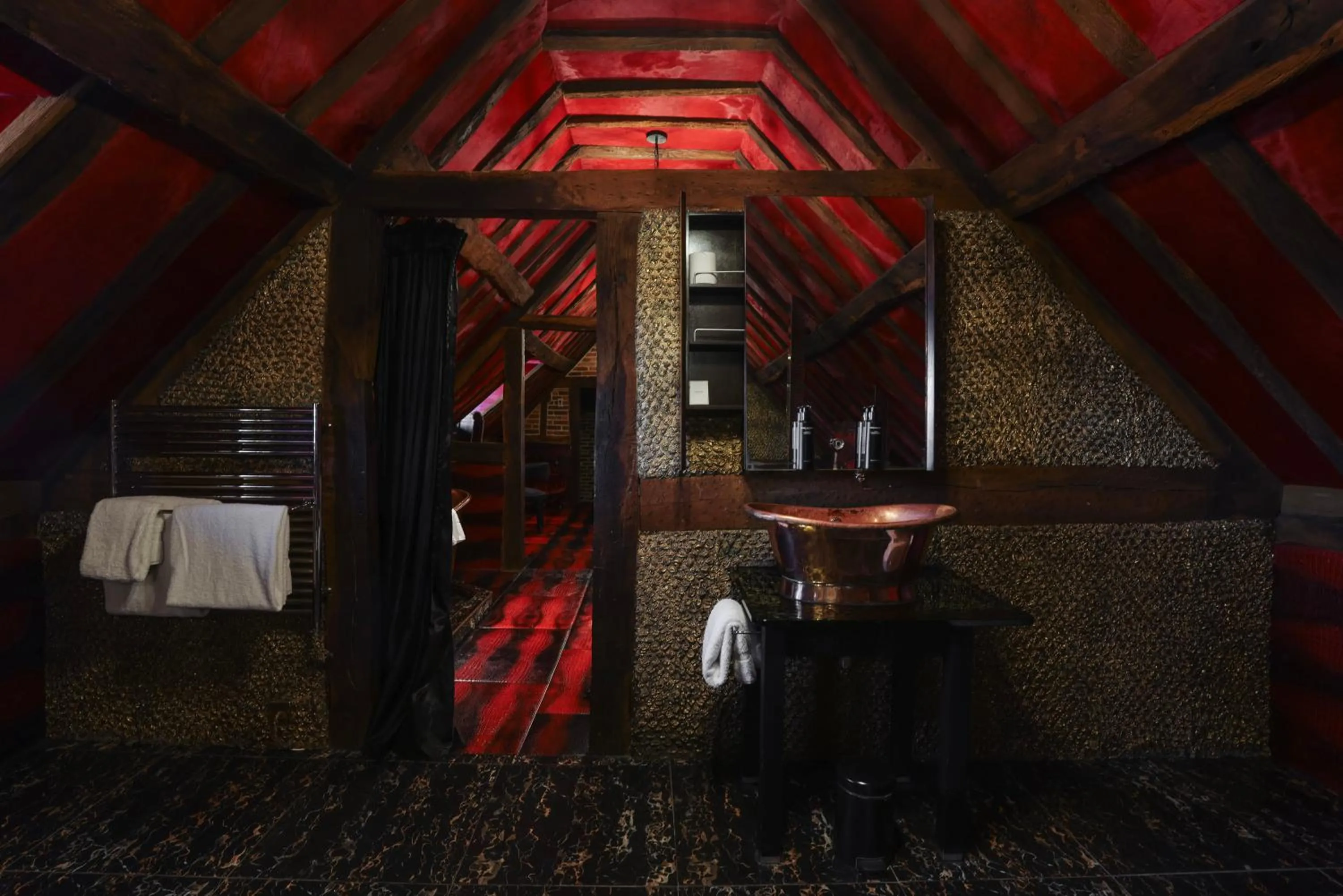 Bathroom in Crazy Bear Beaconsfield